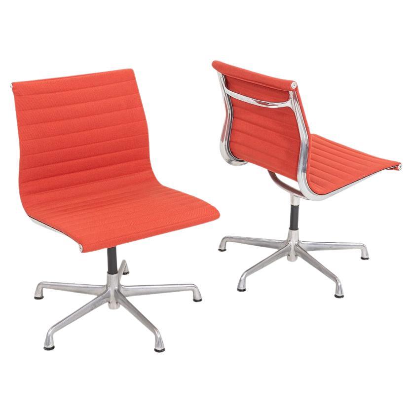 2006 Herman MillerEames Armless Aluminum Group Side / Desk Chair In Red Fabric For Sale