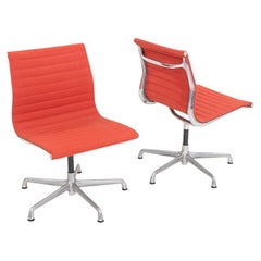 2006 Herman MillerEames Armless Aluminum Group Side / Desk Chair In Red Fabric