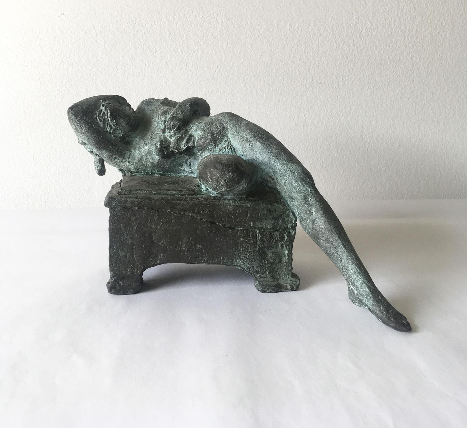 2006 Italy Bronze Sculpture by Ugo Riva Con gli Occhi Nelle Stelle For Sale 7