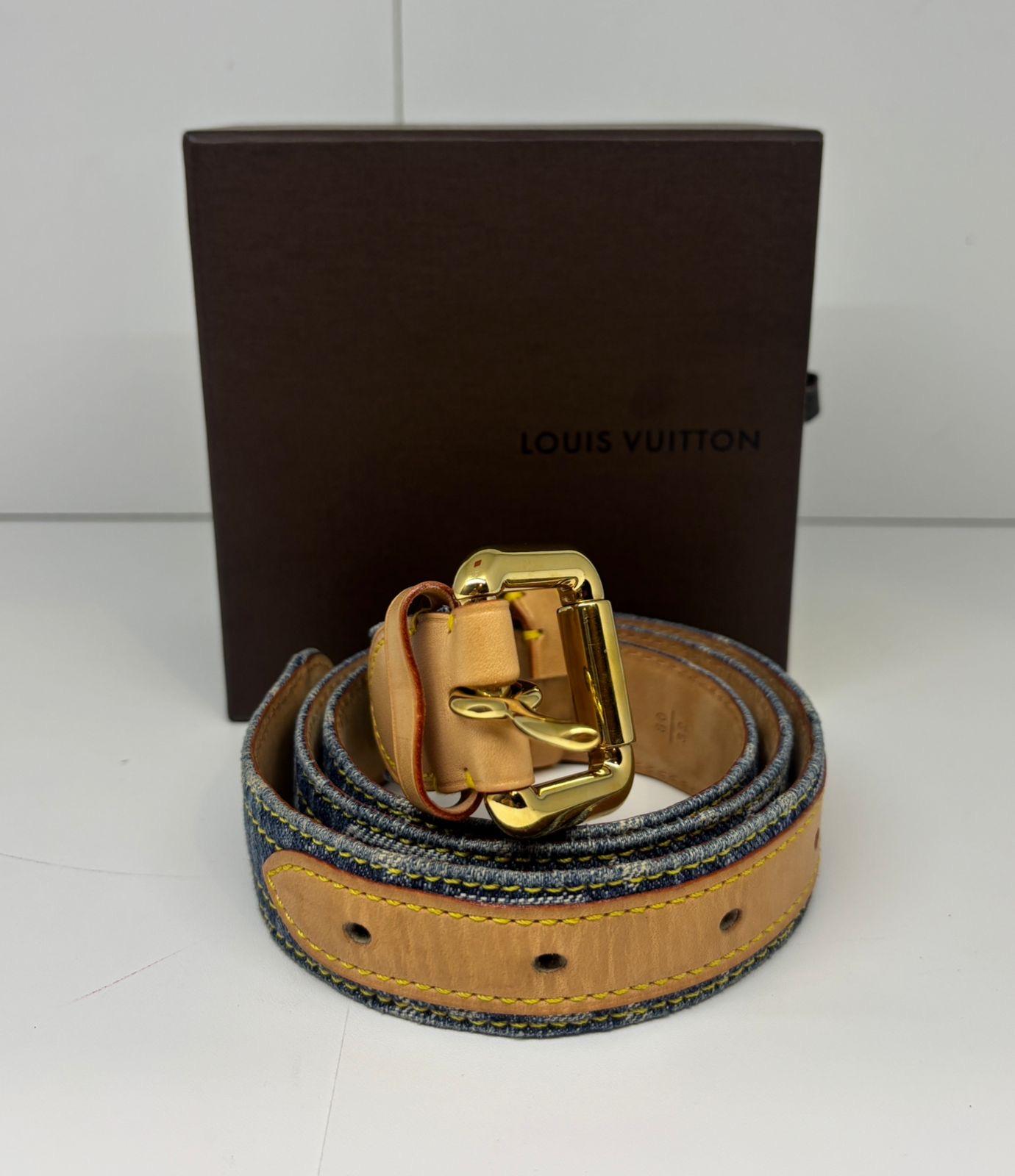 2006 Louis Vuitton Denim Monogram Cintura in pelle taglia 80 in vendita 5