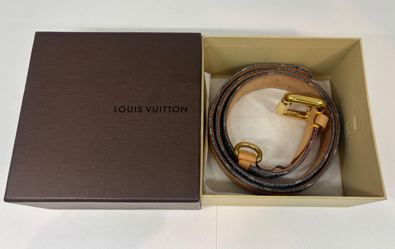 Marrone 2006 Louis Vuitton Denim Monogram Cintura in pelle taglia 80 in vendita