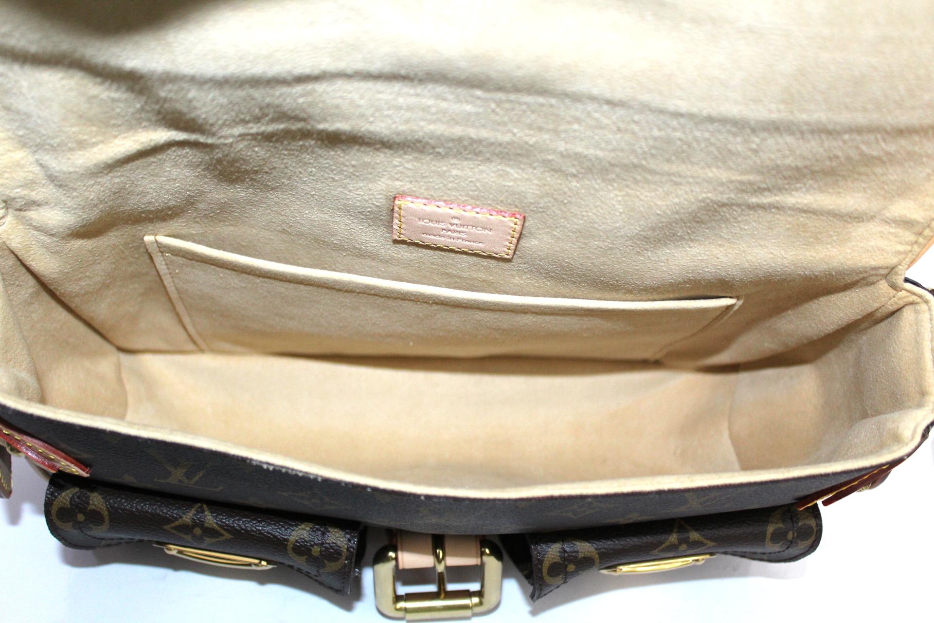 Women's 2006 Louis Vuitton Monogram Hudson Shoulder Bag