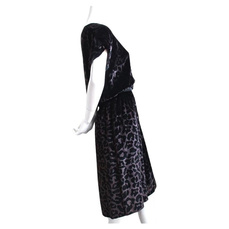 2006 MARC JACOBS silk printed RUNWAY dress with beading In Good Condition In San Fransisco, CA