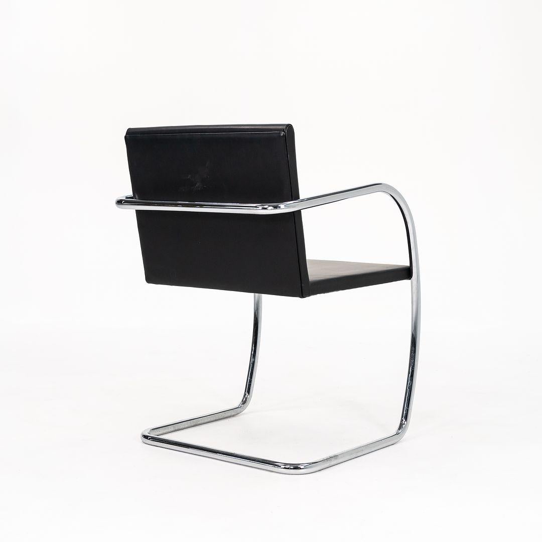 Acciaio 2006 Mies van der Rohe per Knoll Sedia tubolare Brno in pelle con pad sottile in vendita