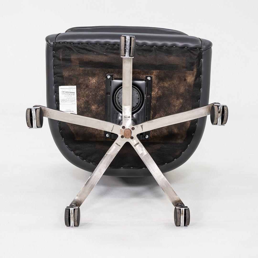 2006 Nicos Zographos Alpha Bucket Executive Desk Chair in Grey Leather en vente 4