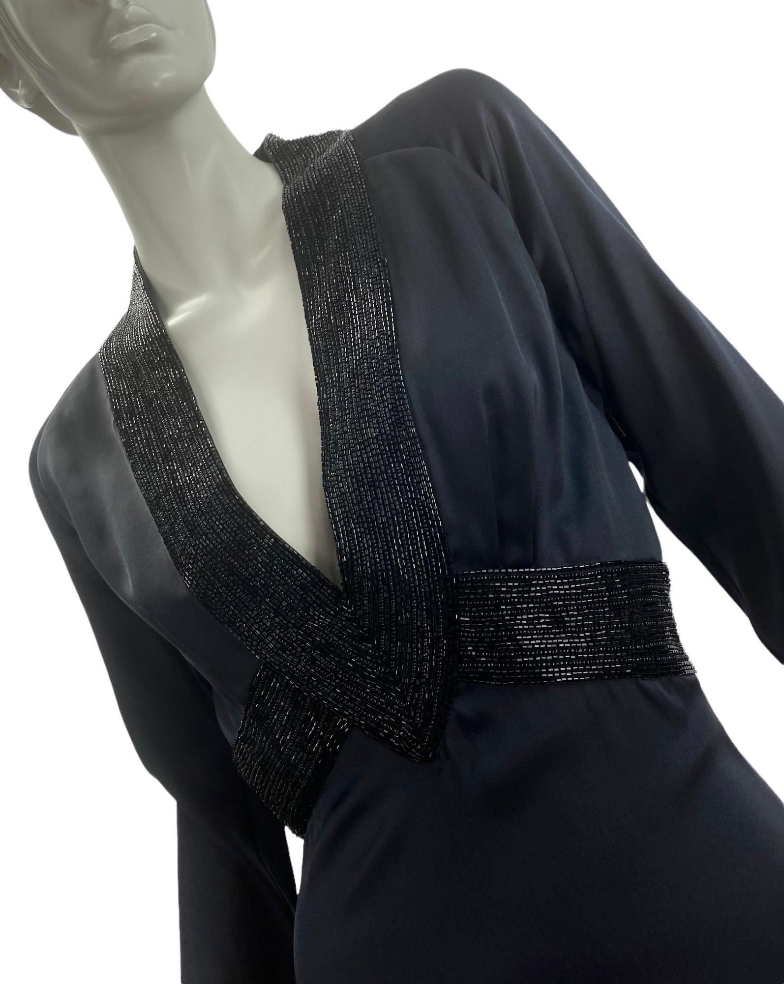 Noir NWT 2006 Vintage Gucci Embellished Black Silk Dress Italian Size 40  en vente