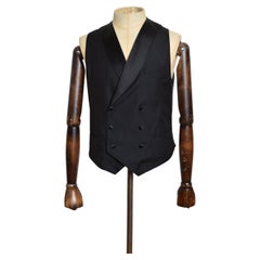 2007 Alexander McQueen Mens Double Breasted Black Tailored suit Waist Coat