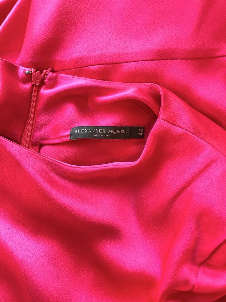 2007 Alexander McQueen Pink Silk Short-sleeved Draped Dress at 1stDibs