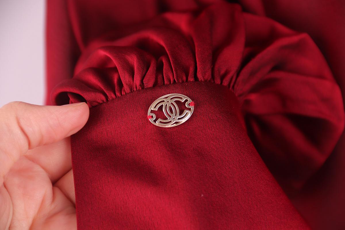 2007 Chanel 07A Silk Shirt in vendita 4