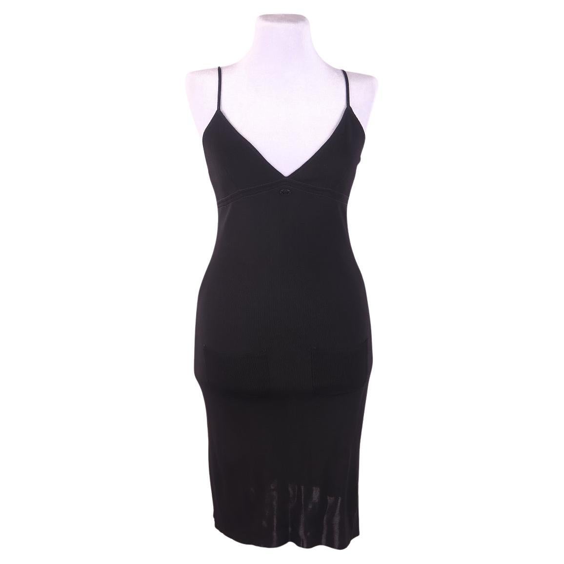 2007 Chanel 07C Robe noire en vente