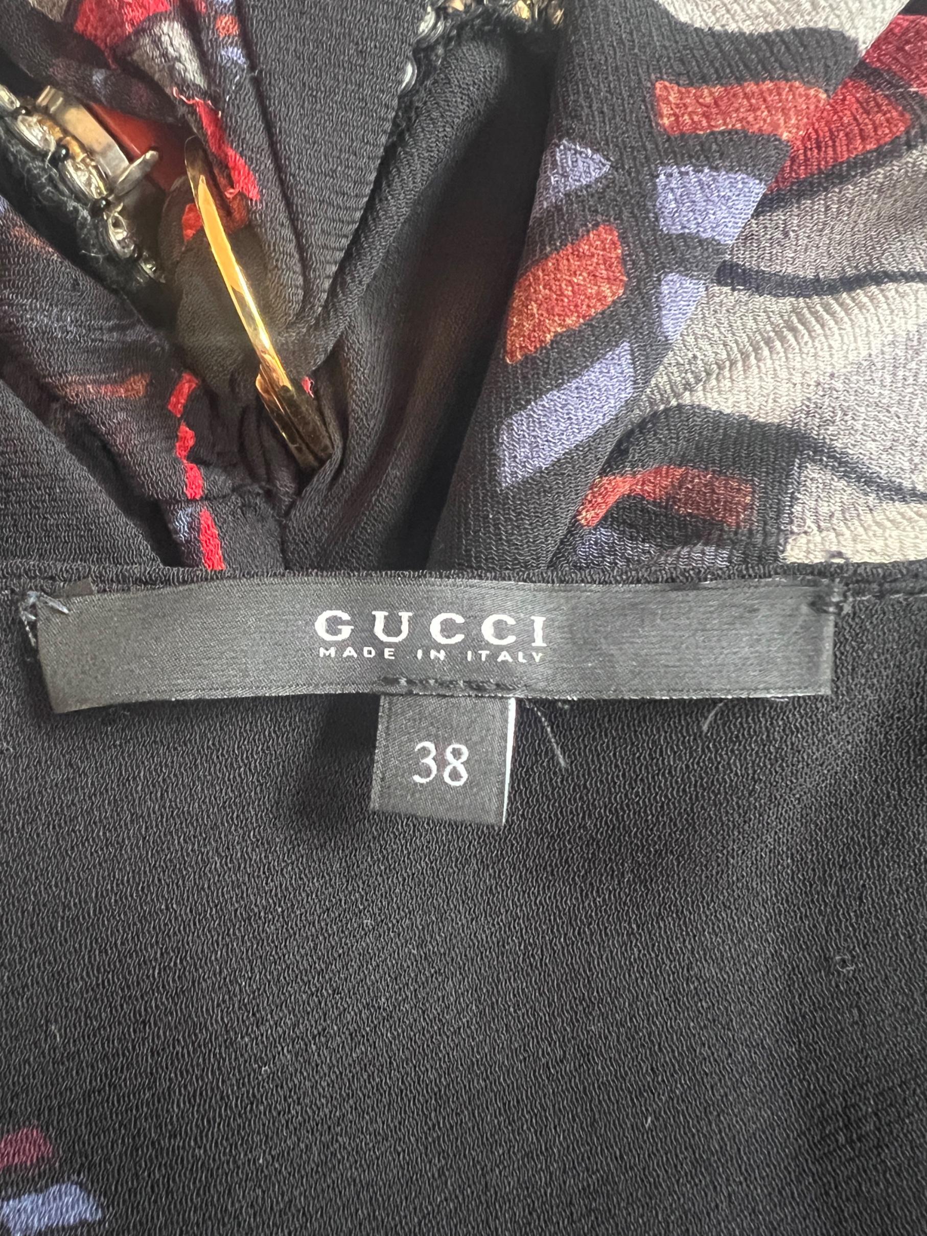 2007 Gucci Runway Art Deco Print Dress with Crystal Appliqué For Sale 2