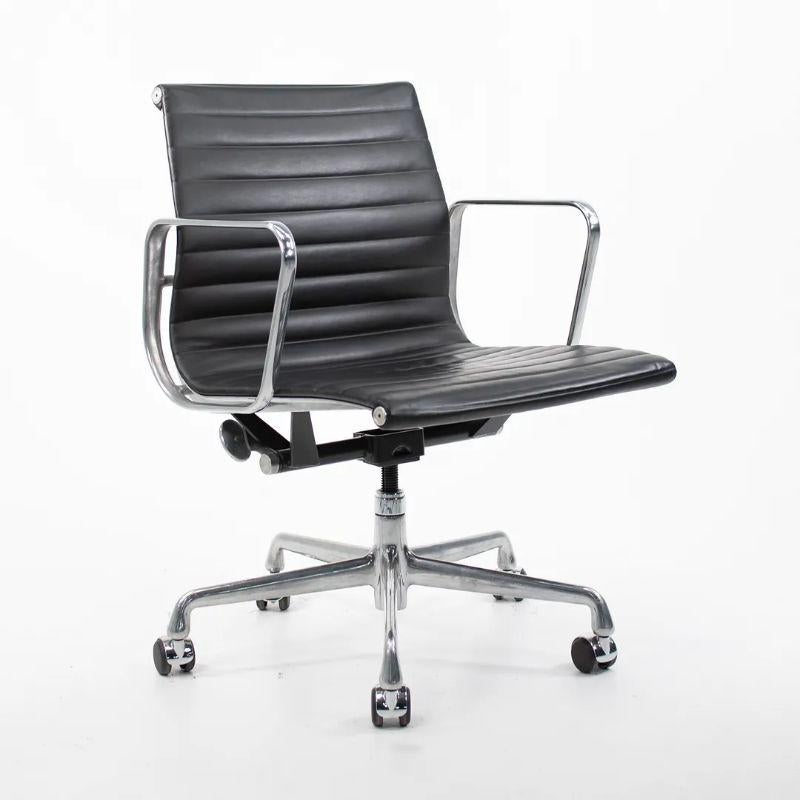 2007 Herman Miller Eames Aluminum Group Management Desk Chairs in Leather For Sale 2