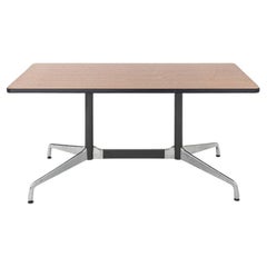 2007 Herman Miller Mesa de comedor segmentada Eames / Mesa de conferencias en roble oscuro