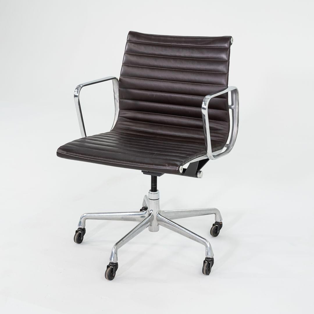 American 2007 Herman Milles Eames Aluminum Group Management Desk Chair in Brown Leather For Sale