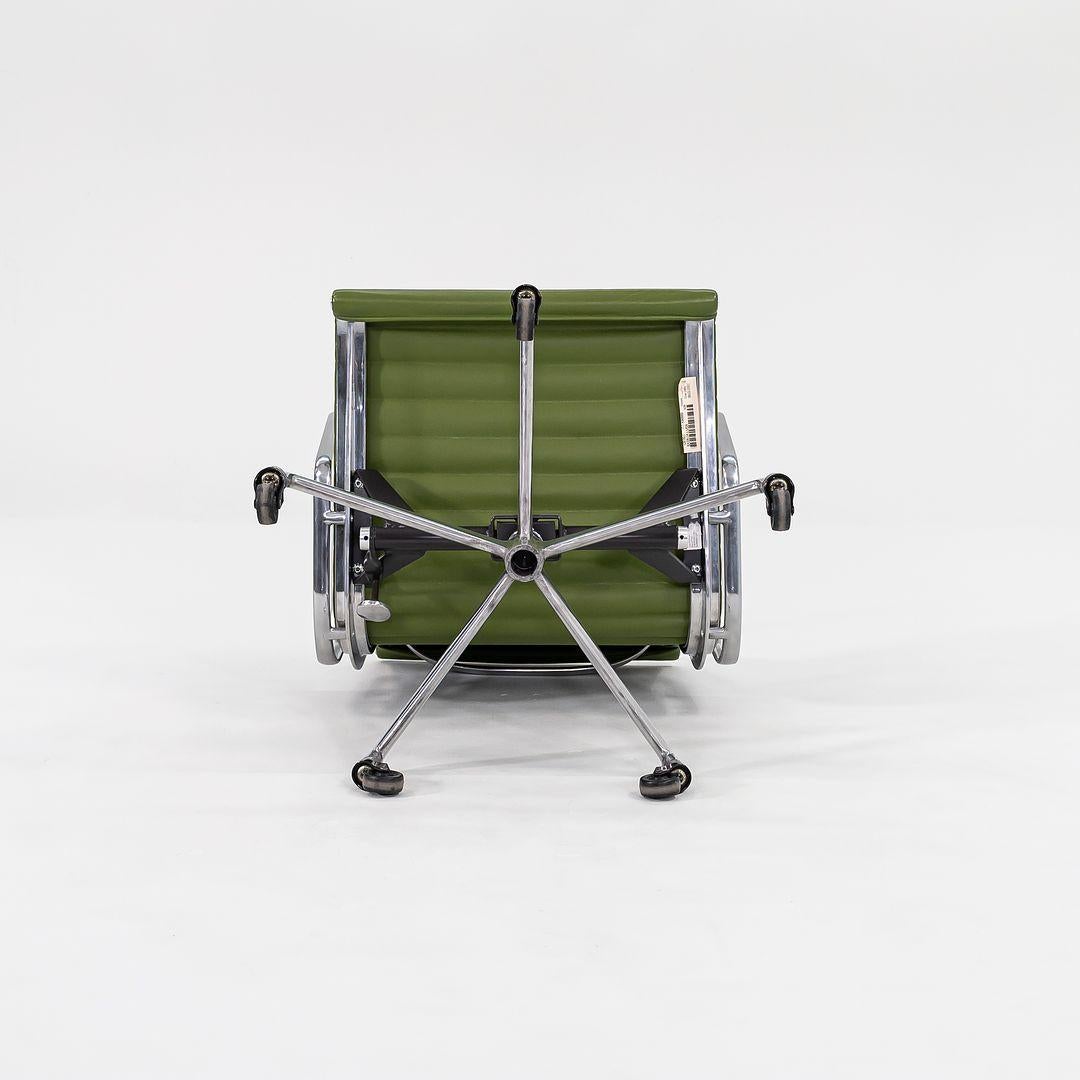 2007 Herman Milles Eames Aluminum Group Management Desk Chairs in Green Leather For Sale 5