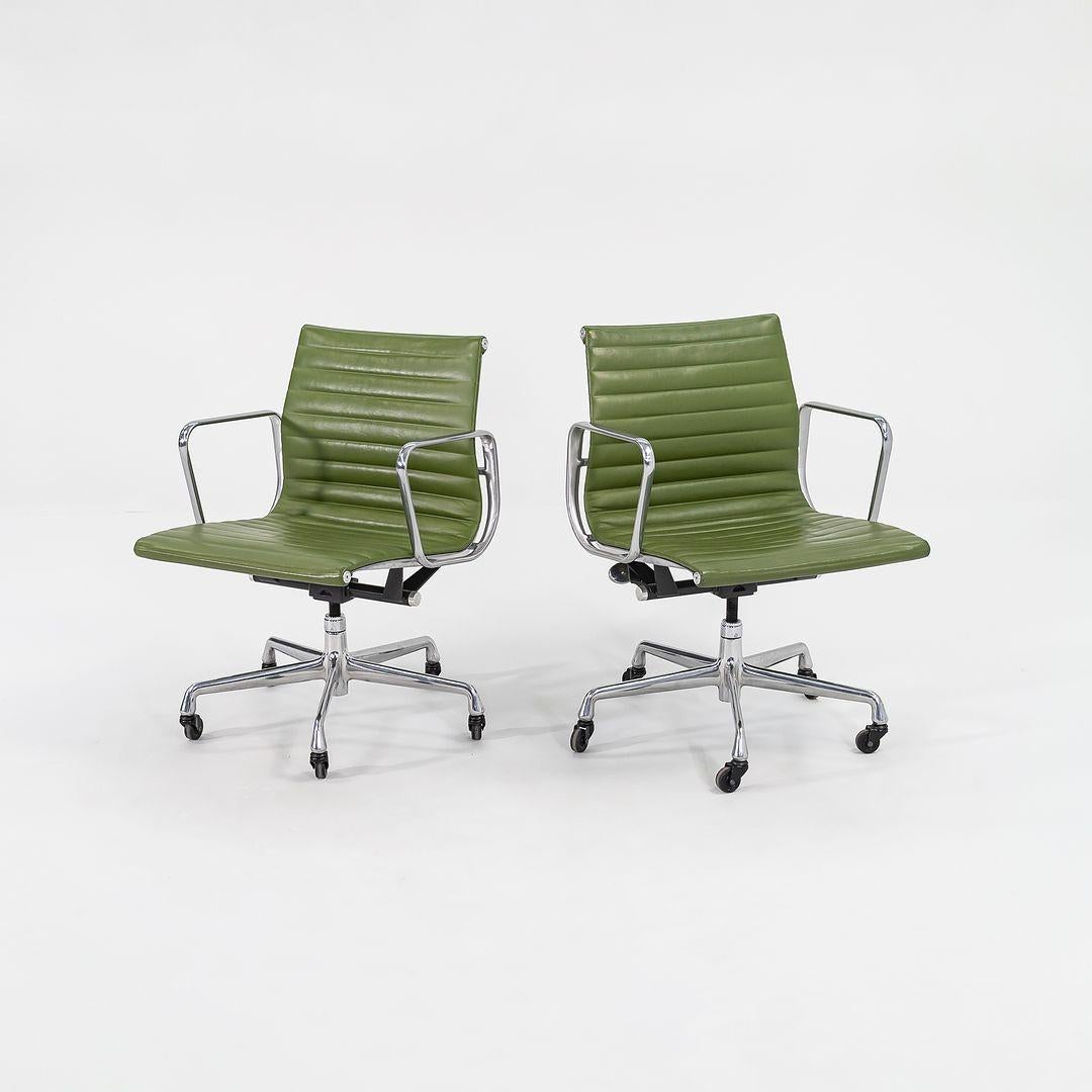 American 2007 Herman Milles Eames Aluminum Group Management Desk Chairs in Green Leather For Sale