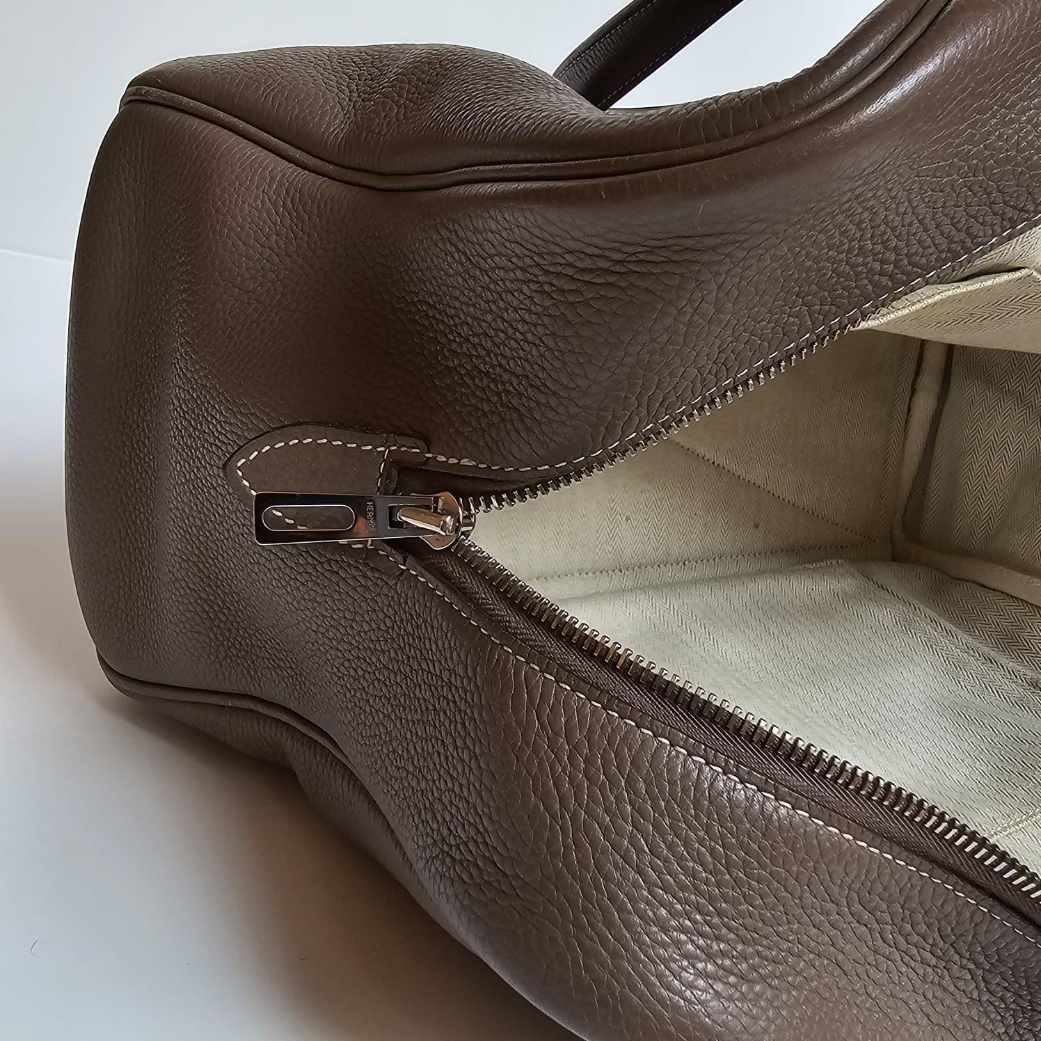 2007 Hermes Etoupe Clemence Victoria 35 Bag 2