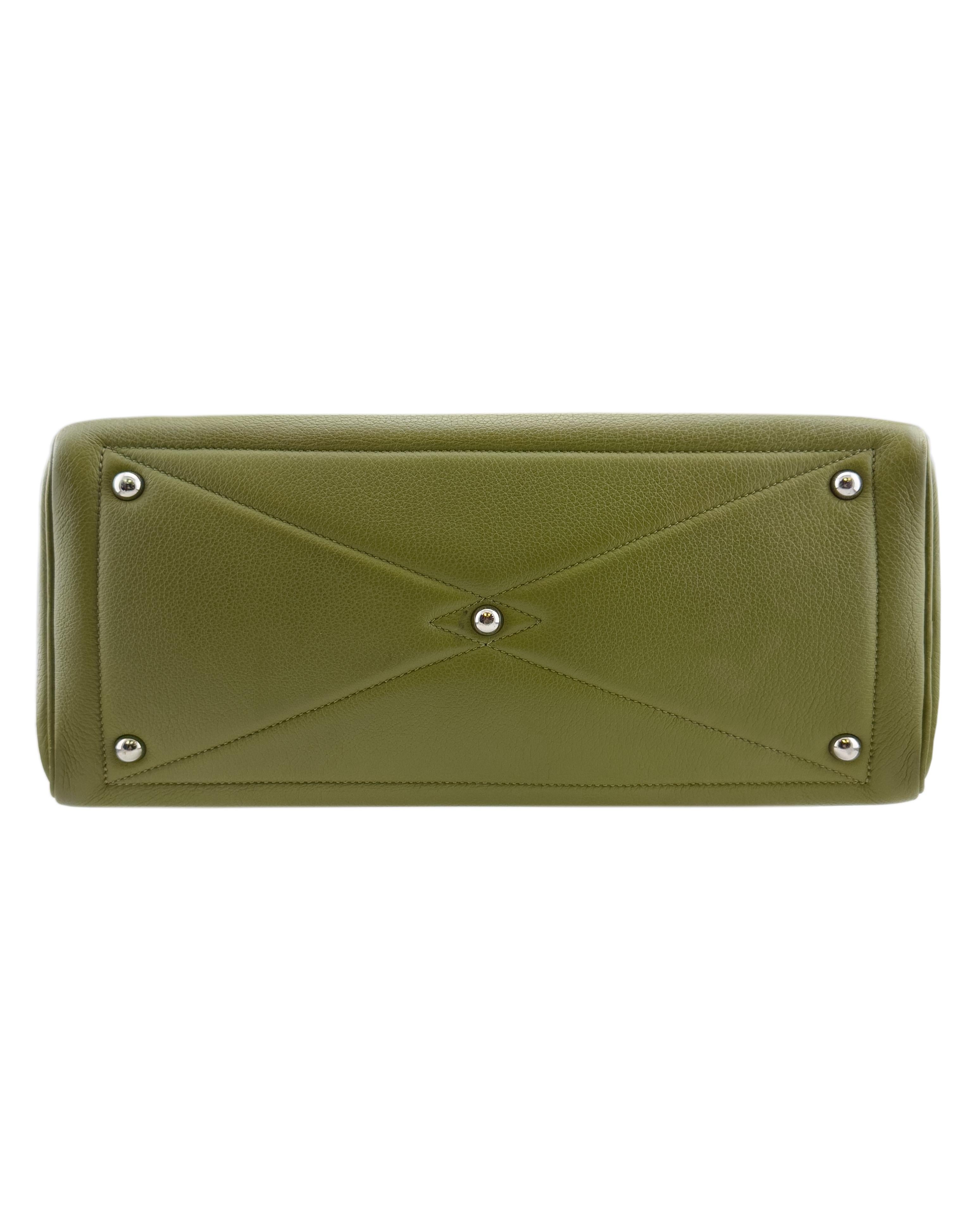 2007 Hermes Taurillon Clemence Victoria II 35cm in Vert Anis In condizioni buone in vendita a Toronto, Ontario