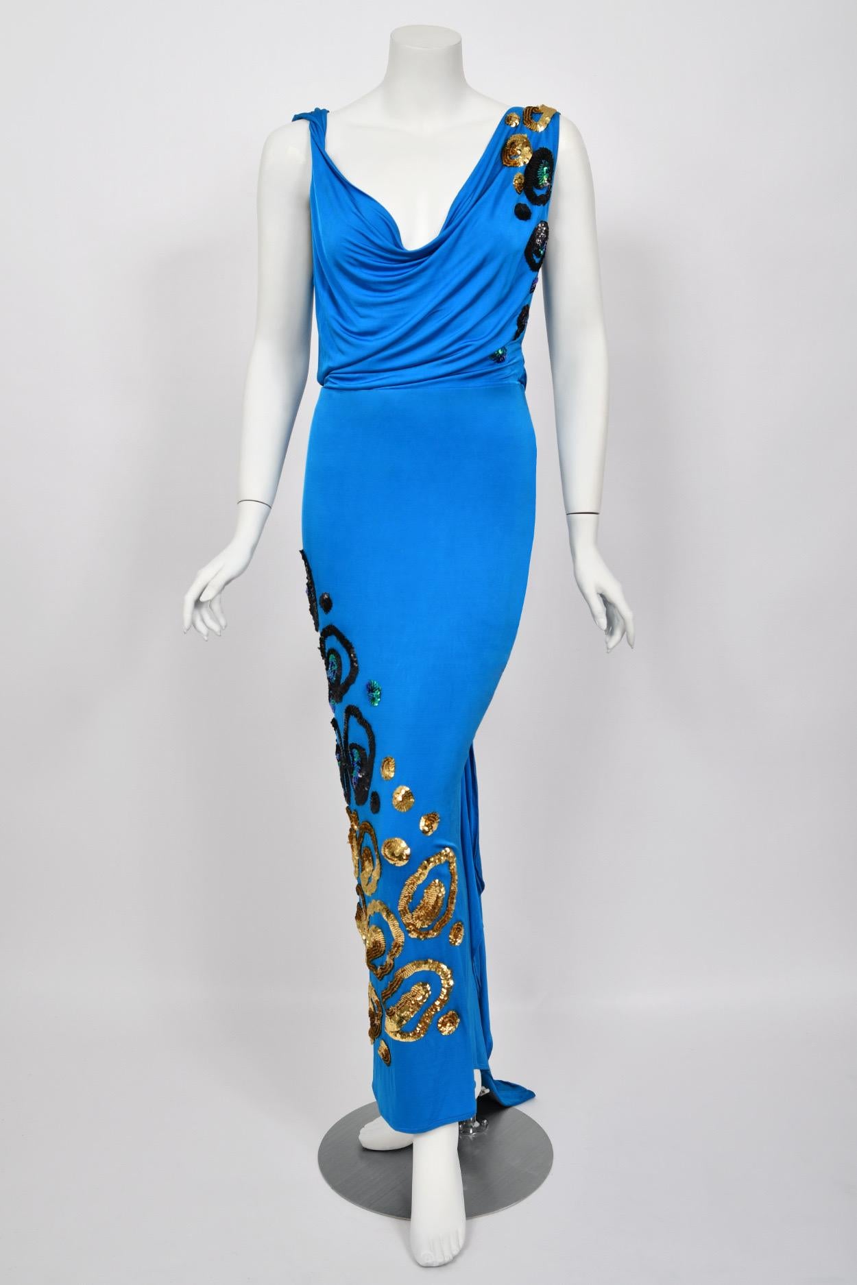 John Galliano - Robe sablier sans dos drapée en viscose bleu océan à sequins, 2007 1
