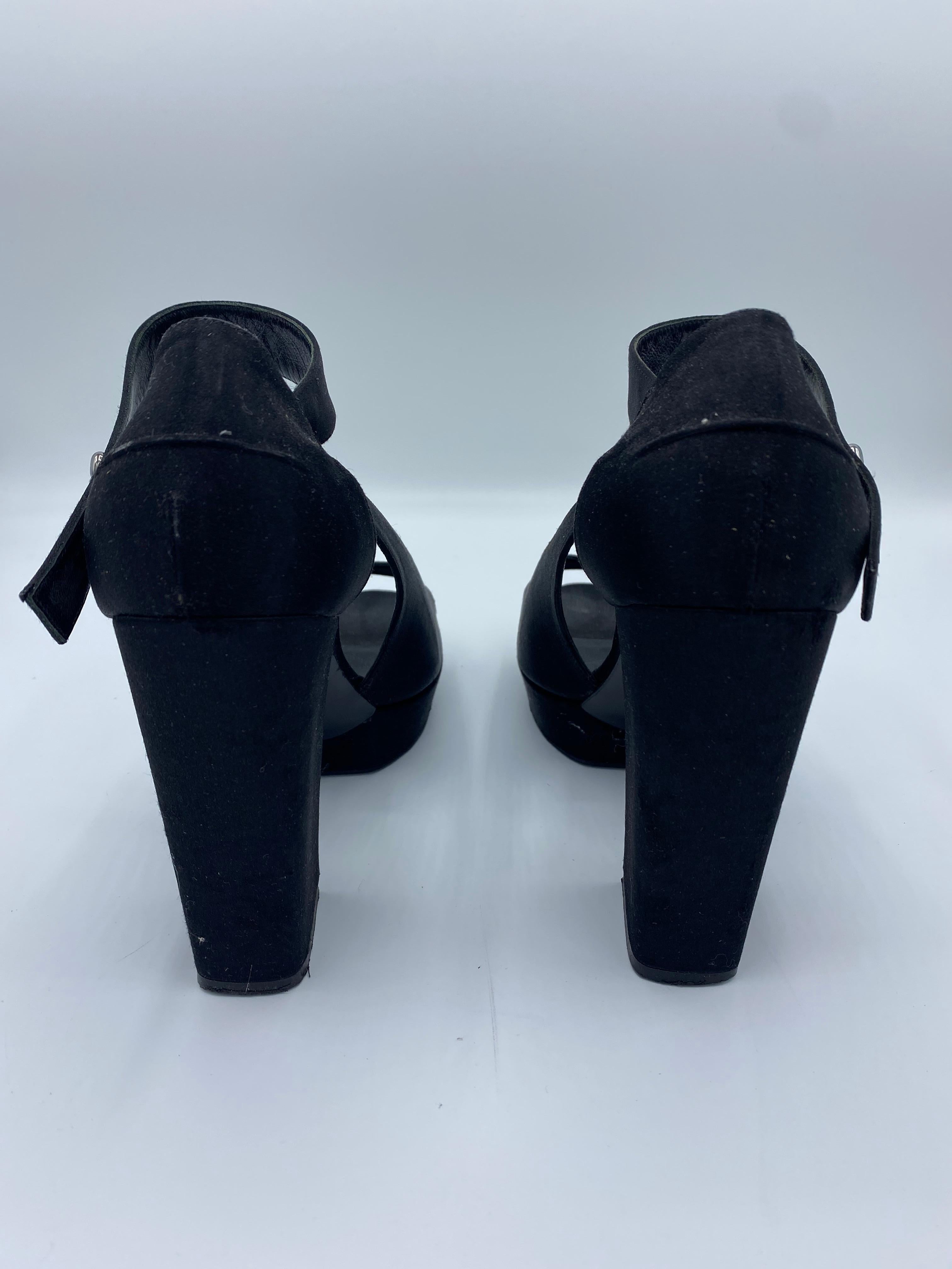 2007 Lanvin Sandales à talons hauts en daim noir, taille 39 Bon état - En vente à Beverly Hills, CA