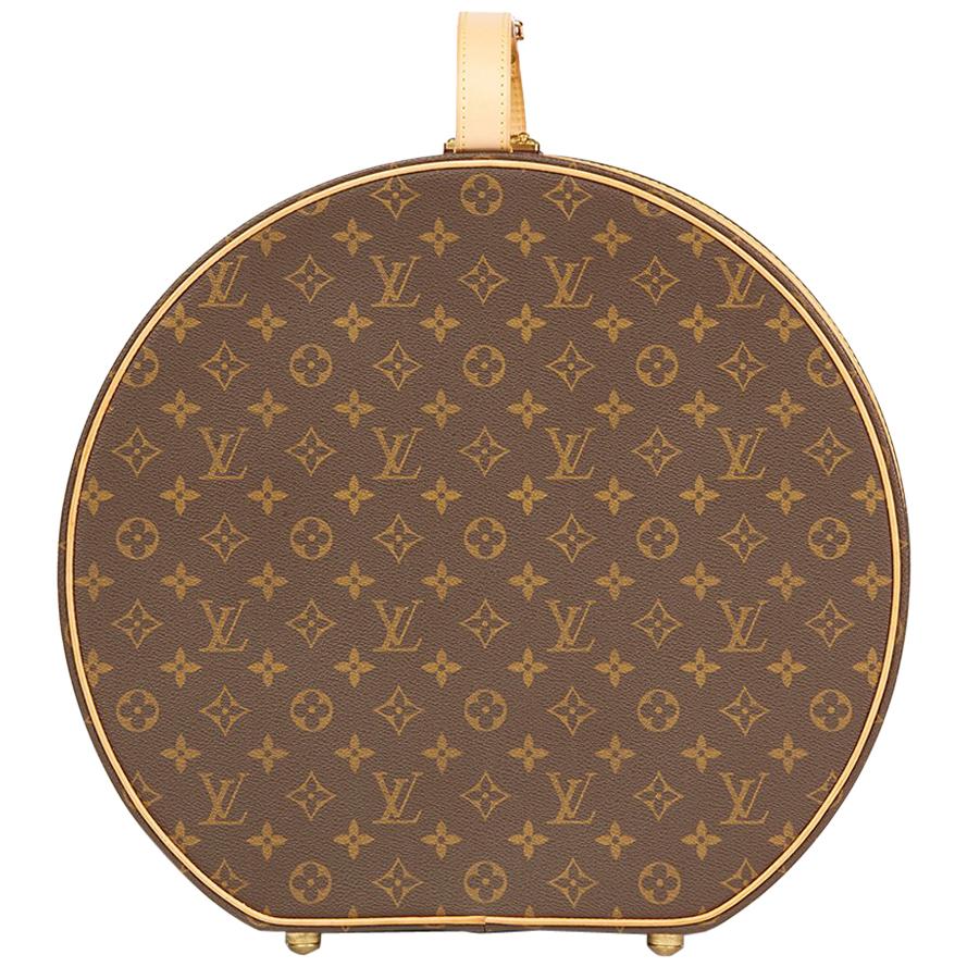 Louis Vuitton The French Company Boite Chapeaux Round Hat Box 50cm Travel  Bag at 1stDibs