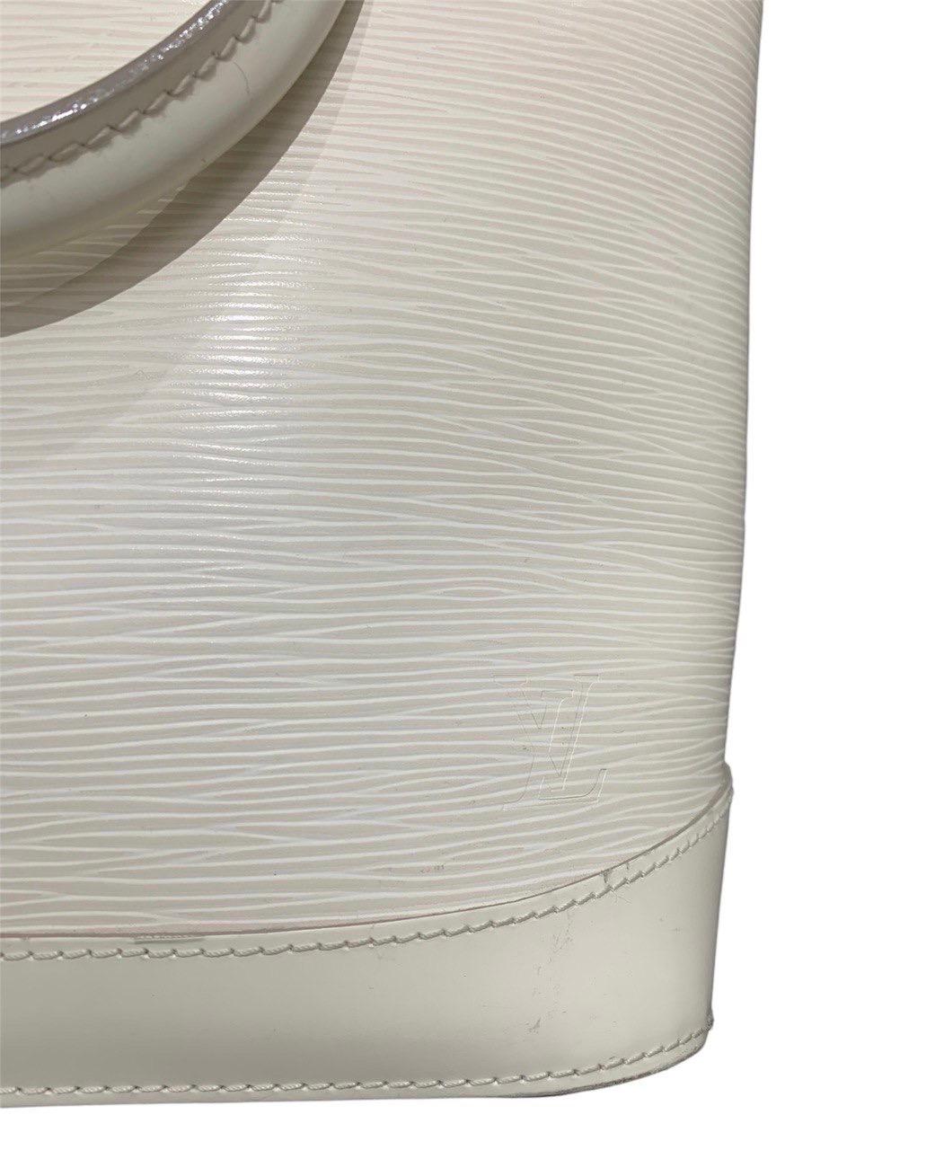 2007 Louis Vuitton White Epi Leather Lockit PM Top Handle Bag In Good Condition In Torre Del Greco, IT