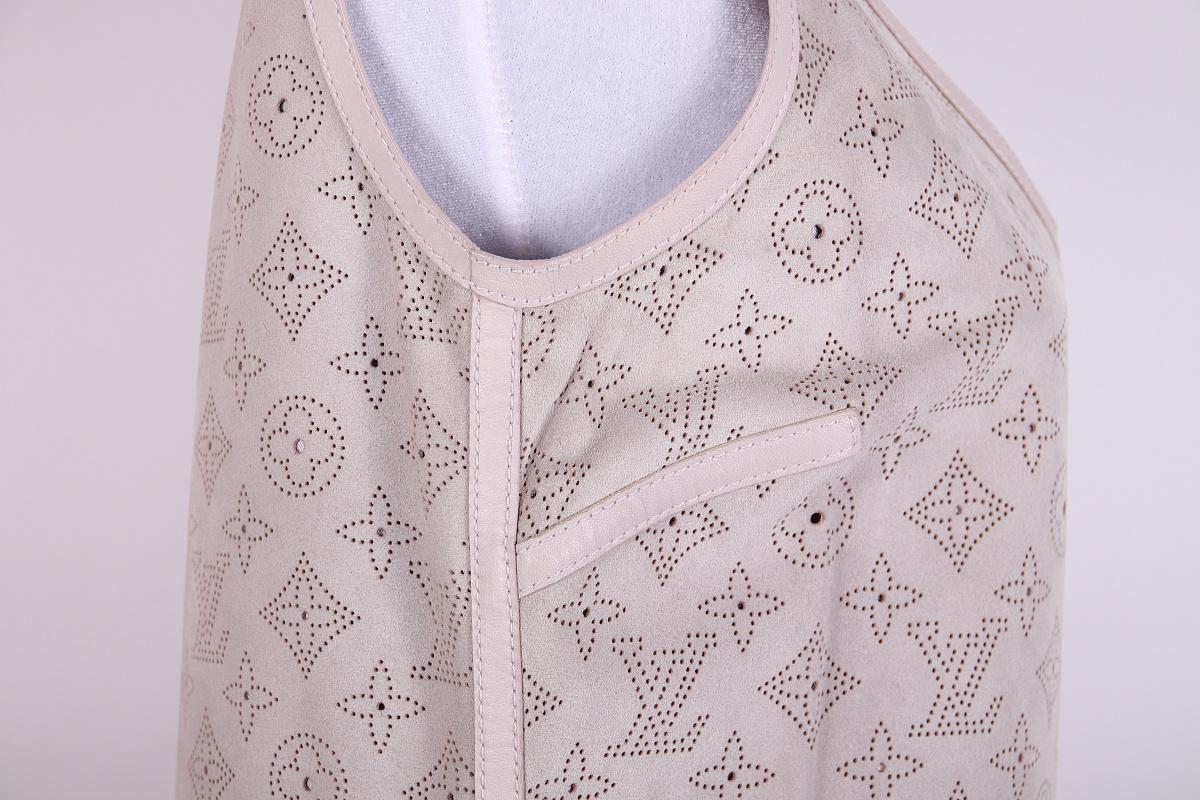 2007 Marc Jacobs & Louis Vuitton Abito in pelle Monogram 2007 In condizioni buone in vendita a Алматинский Почтамт, KZ