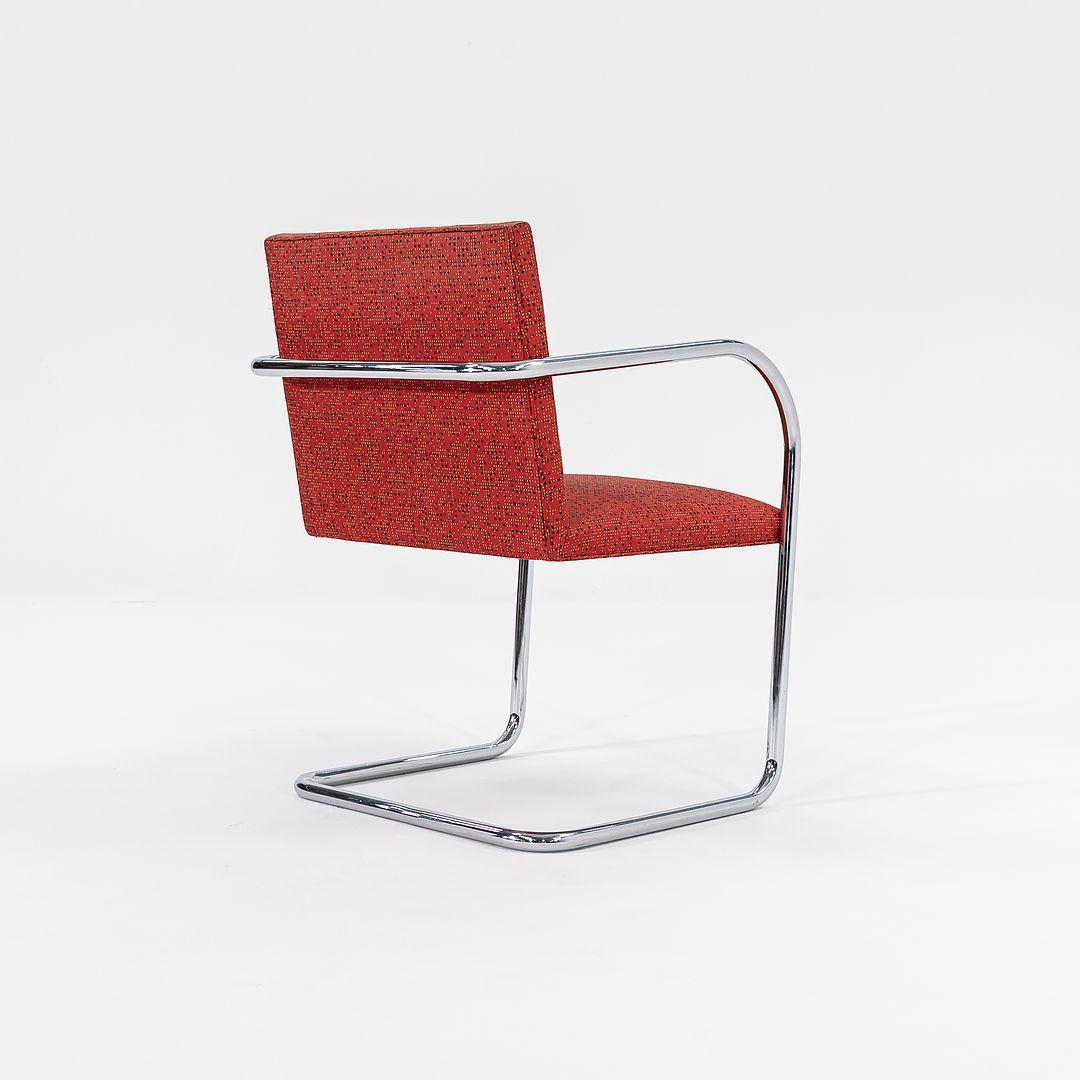 2007 Mies van der Rohe für Knoll Brünner Rohrstühle mit gemustertem Stoff im Zustand „Gut“ im Angebot in Philadelphia, PA