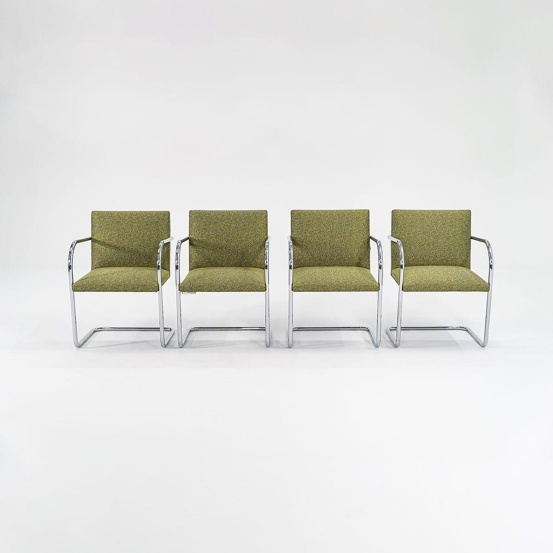 2007 Mies van der Rohe Brünn röhrenförmige Esszimmerstühle in olivgrünem Stoff im Angebot 3