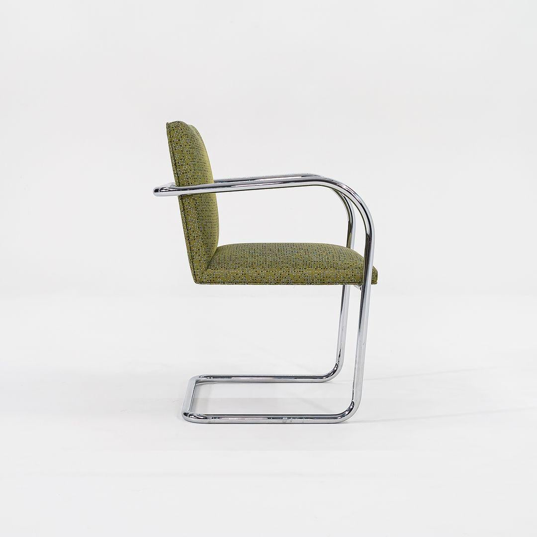 2007 Mies van der Rohe Brünn röhrenförmige Esszimmerstühle in olivgrünem Stoff (Moderne) im Angebot