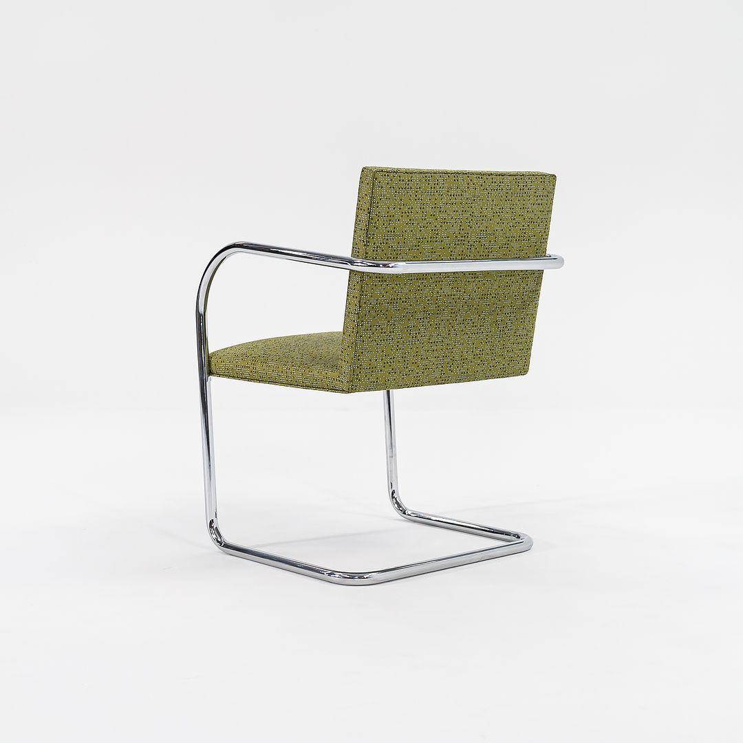2007 Mies van der Rohe Brünn röhrenförmige Esszimmerstühle in olivgrünem Stoff (amerikanisch) im Angebot