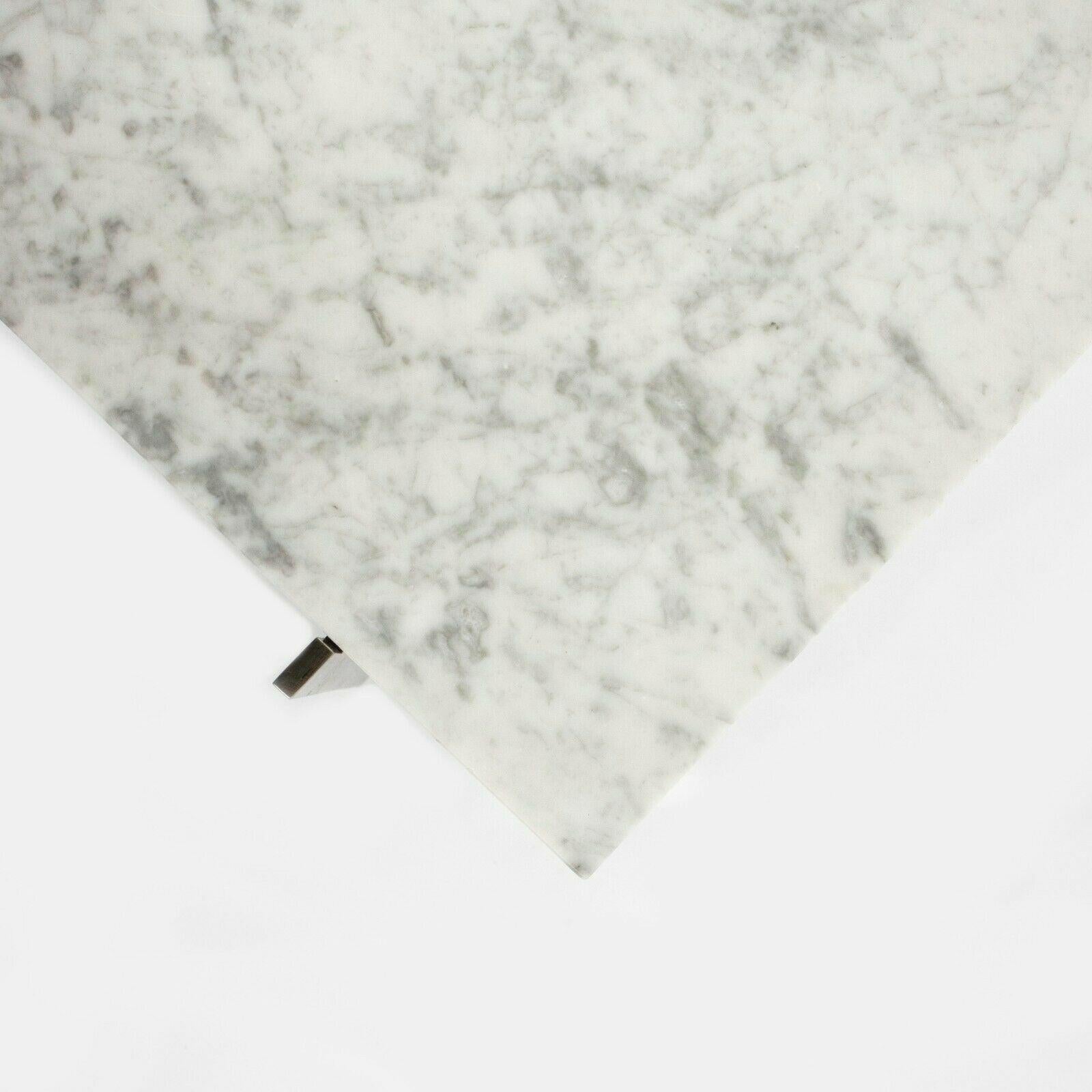Table basse PK61 en acier inoxydable et marbre Poul Kjaerholm pour Fritz Hansen, 2007 Bon état - En vente à Philadelphia, PA