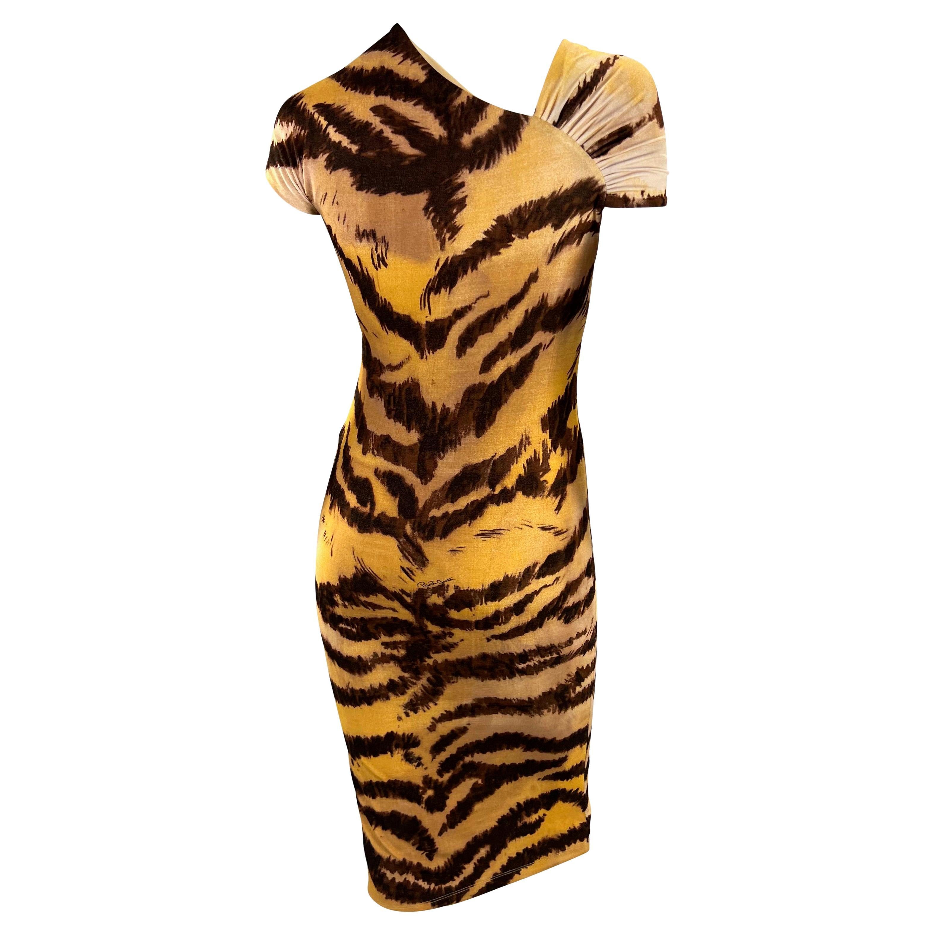 2007 Roberto Cavalli Serpent Brooch Animal Print Beige Viscose Dress In Good Condition In West Hollywood, CA
