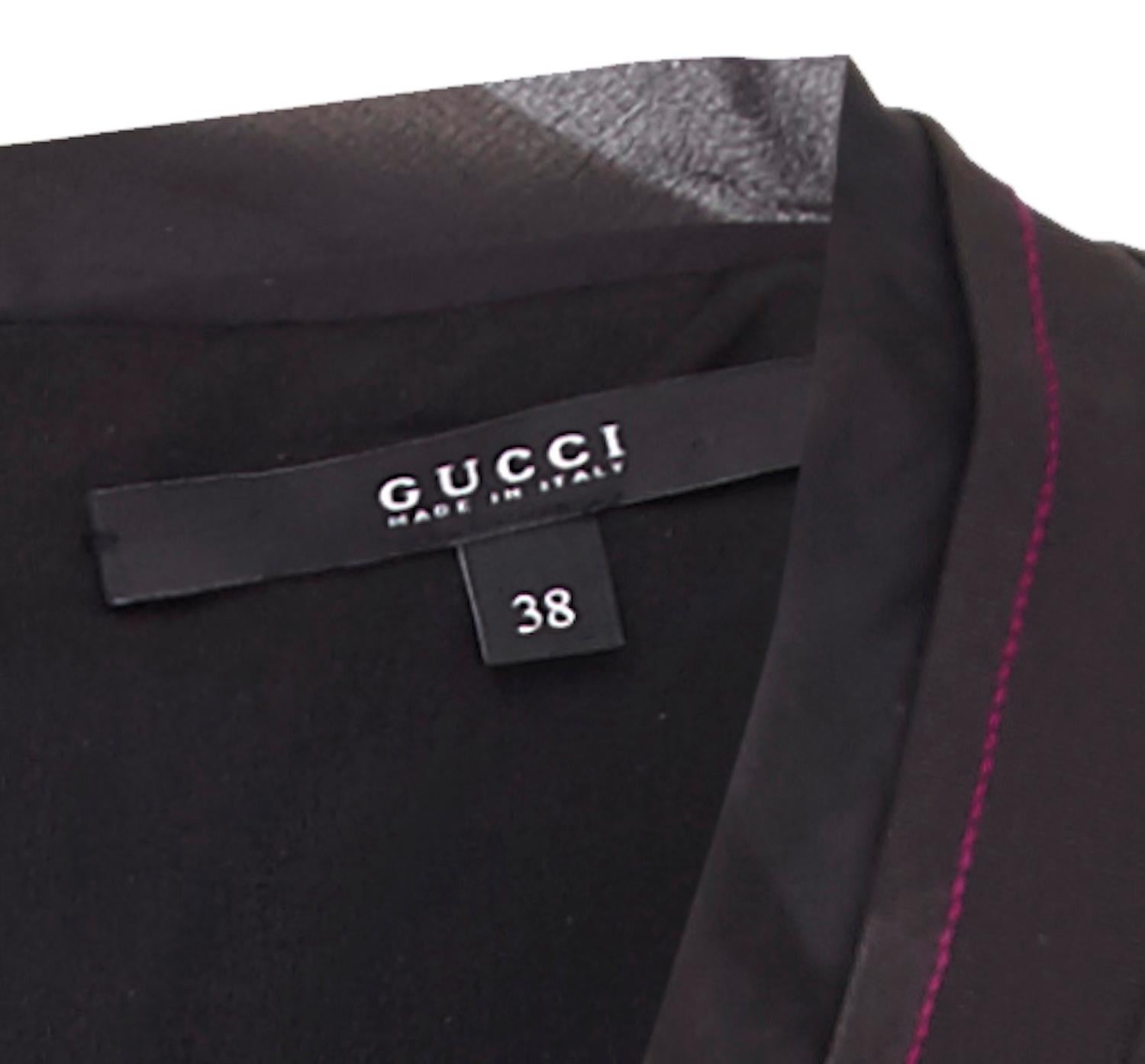 2007 Laufsteg Dokumentiertes Gucci Babydoll-Kleid aus schwarzer Seide im Angebot 2