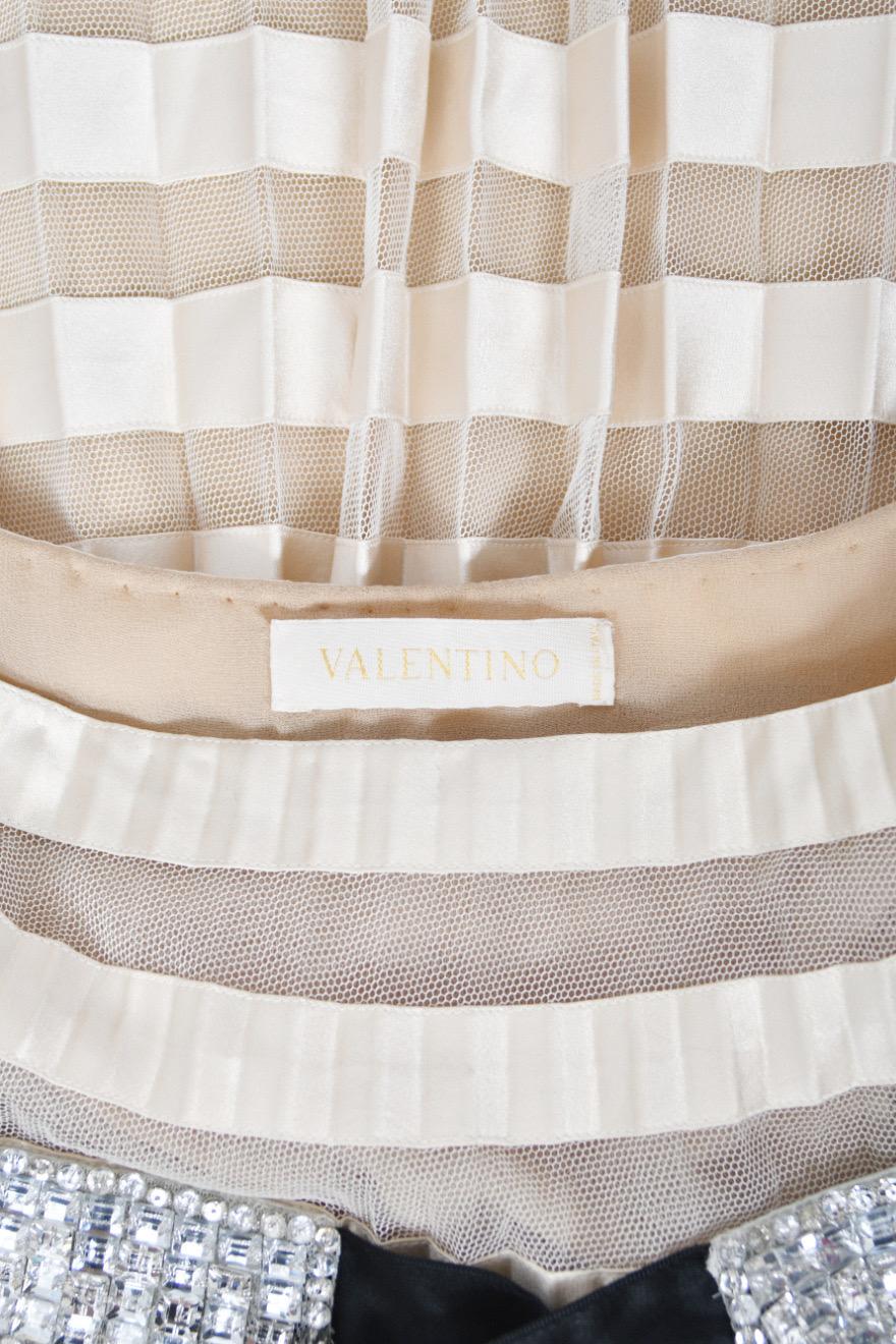 2007 Valentino Documented Runway Ivory Sheer-Illusion Silk & Tulle Pleated Gown 14