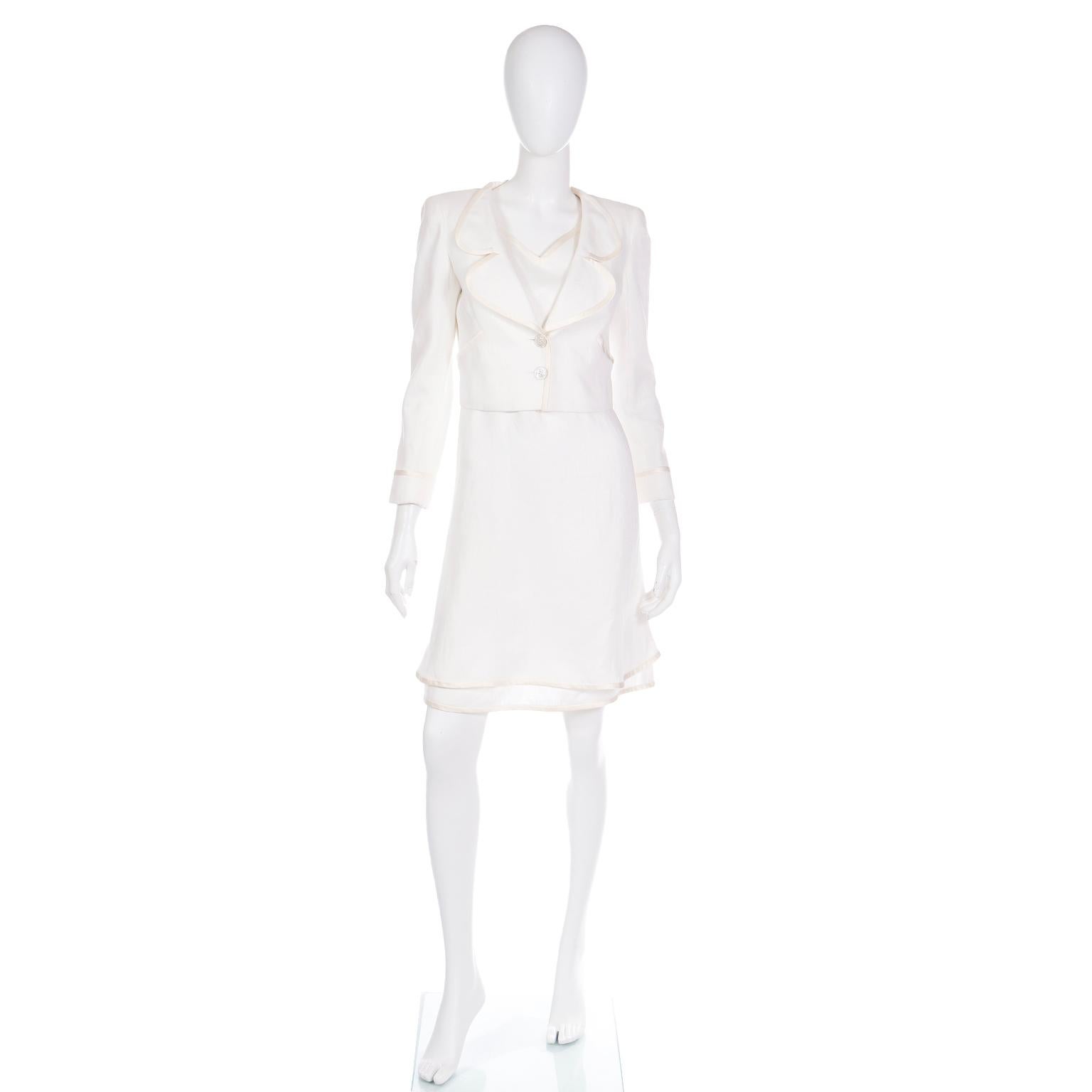 Women's 2007 Valentino Ivory Linen Sleeveless Runway Dress w Cropped Blazer Jacket For Sale