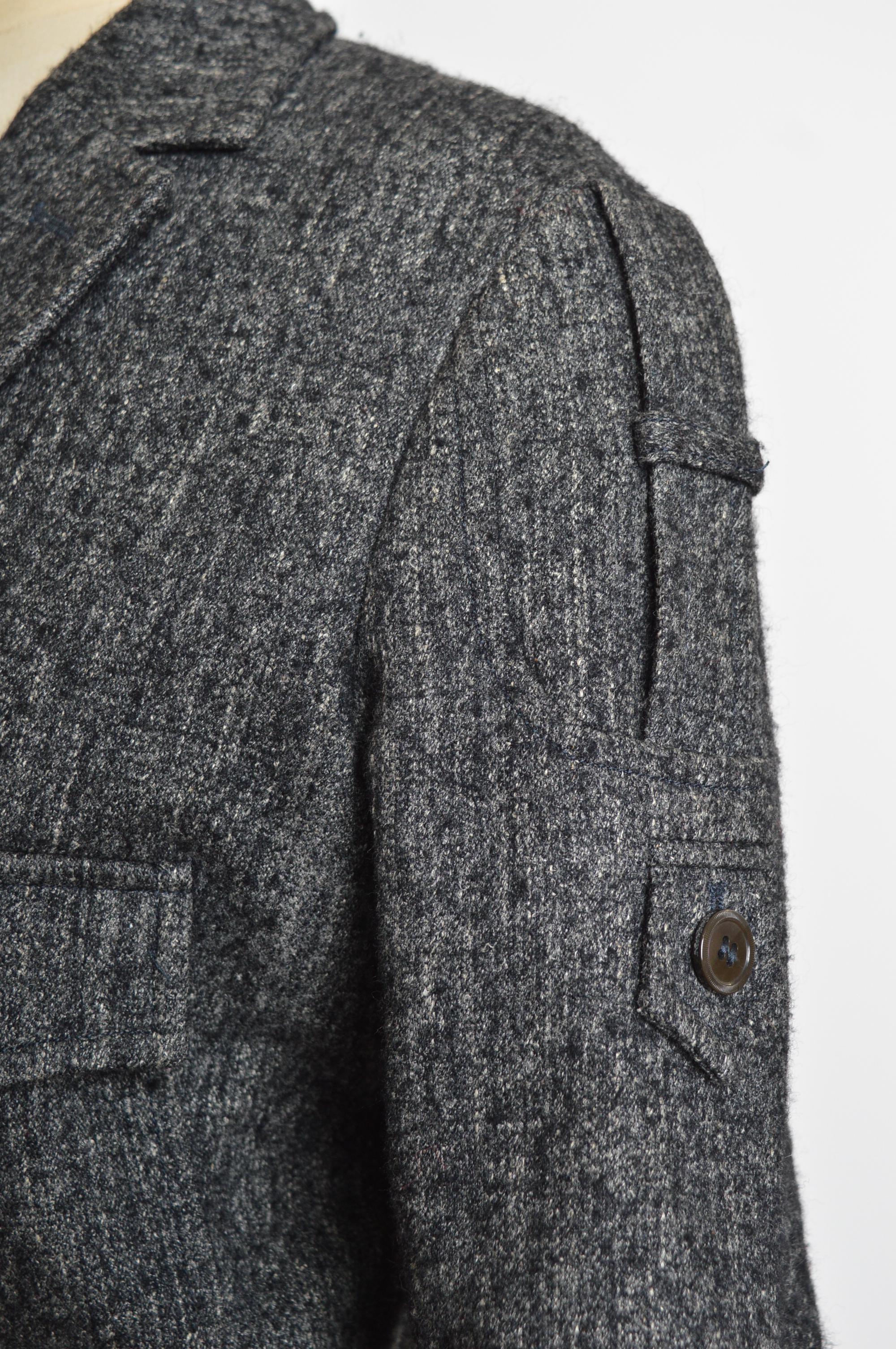 2007 Yves Saint Laurent Charcoal Grey Tailored Mottled Wool Military Blazer in vendita 1