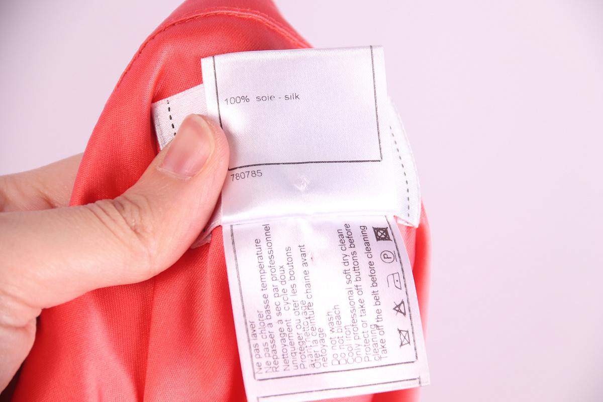 2008 Robe en soie Chanel 08C en vente 3