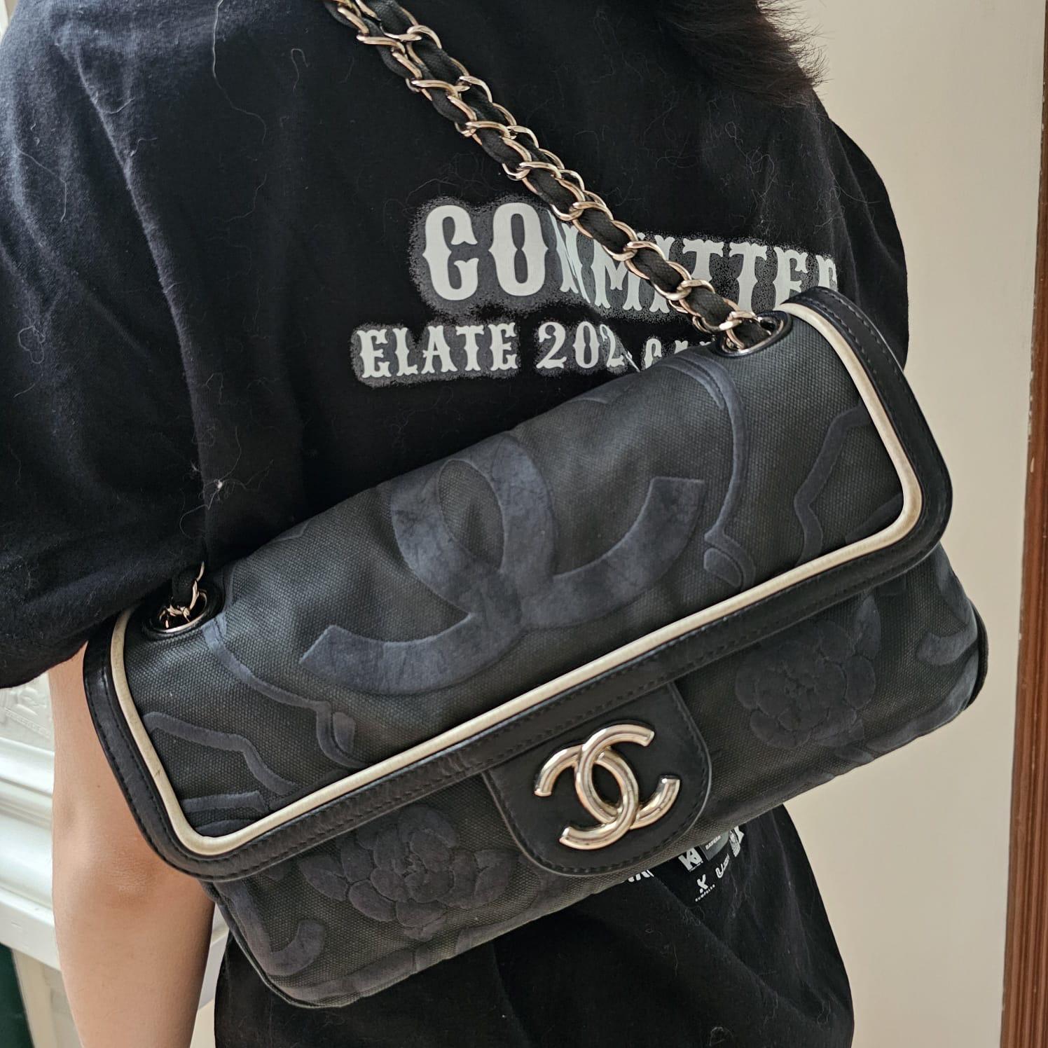 2008 Chanel Canvas Camellia Medium Flap Bag In Good Condition For Sale In Jakarta, Daerah Khusus Ibukota Jakarta