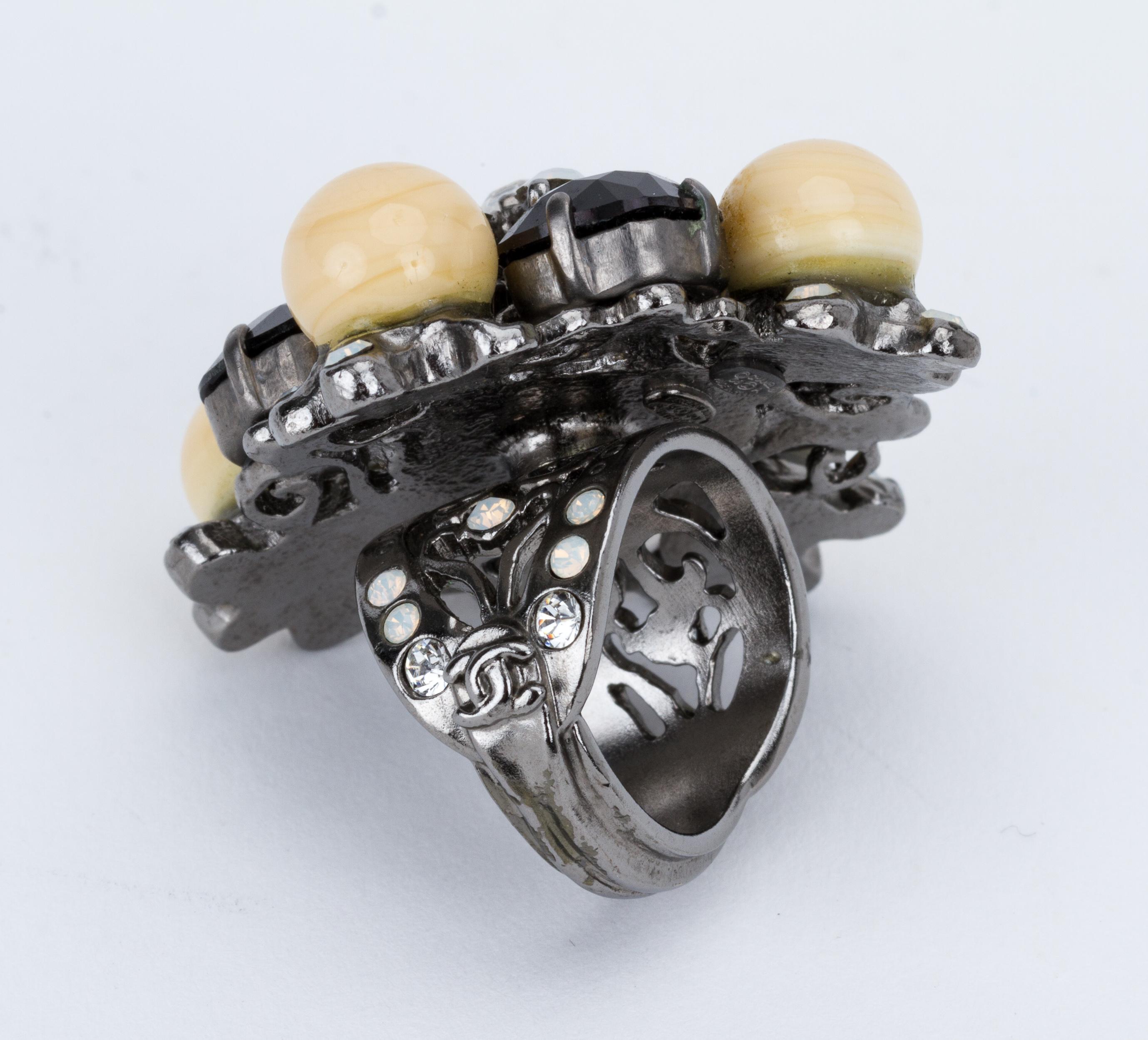 2008 Chanel Rare Oversize Costume Ring Size 6 In Excellent Condition In West Hollywood, CA