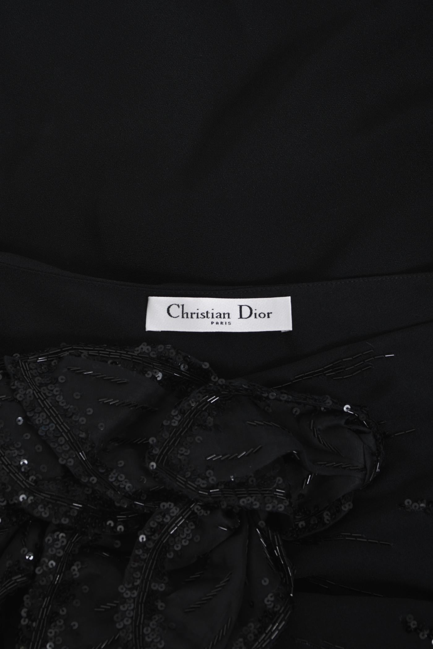 Robe Christian Dior by John Galliano en soie noire perlée à fente haute et coupe en biais, 2008 en vente 11