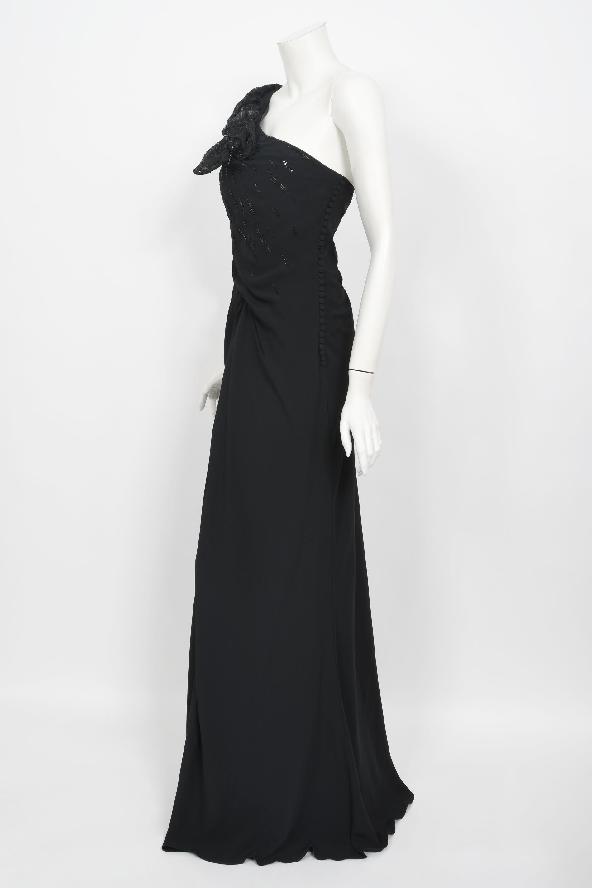 Robe Christian Dior by John Galliano en soie noire perlée à fente haute et coupe en biais, 2008 en vente 4