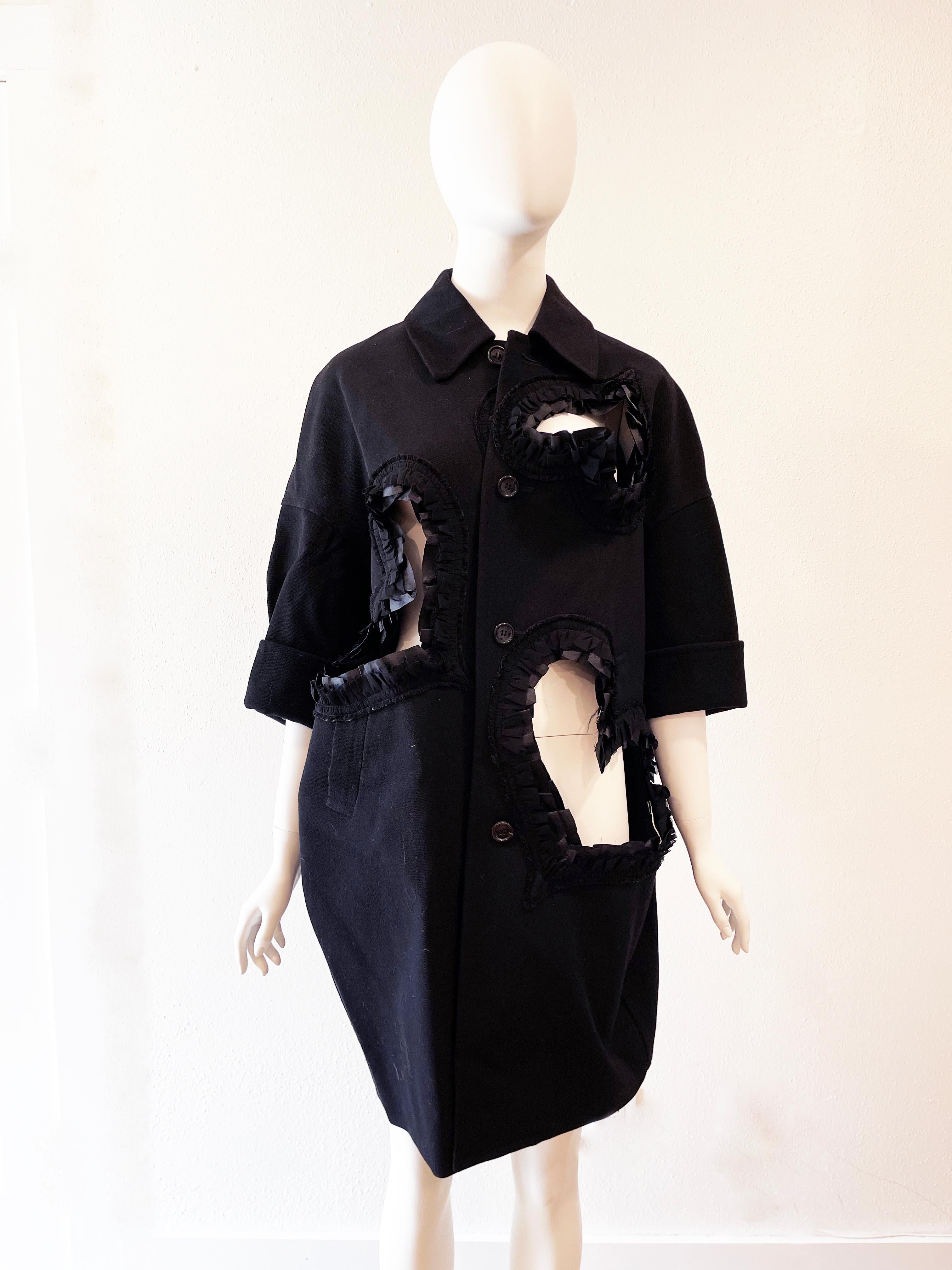 2008 Comme des Garcons Heart Ruffle Coat In Excellent Condition For Sale In Austin, TX