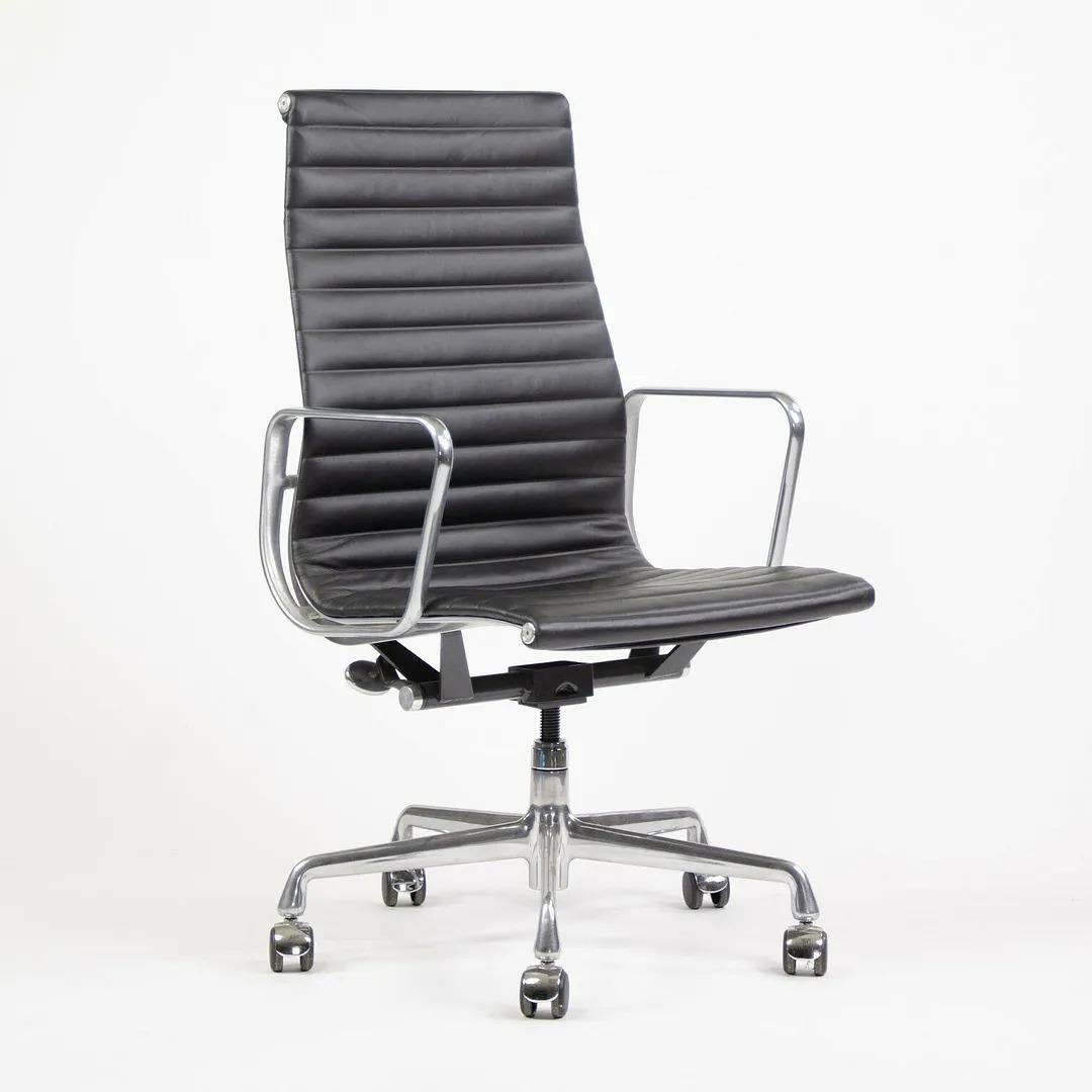 2008 Eames Herman Miller Aluminum Group Executive Desk Chair Black Sets Avail en vente 2