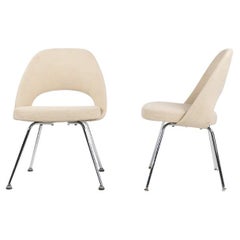 2008 Eero Saarinen für Knoll Armlose Chefsessel / Esszimmerstühle