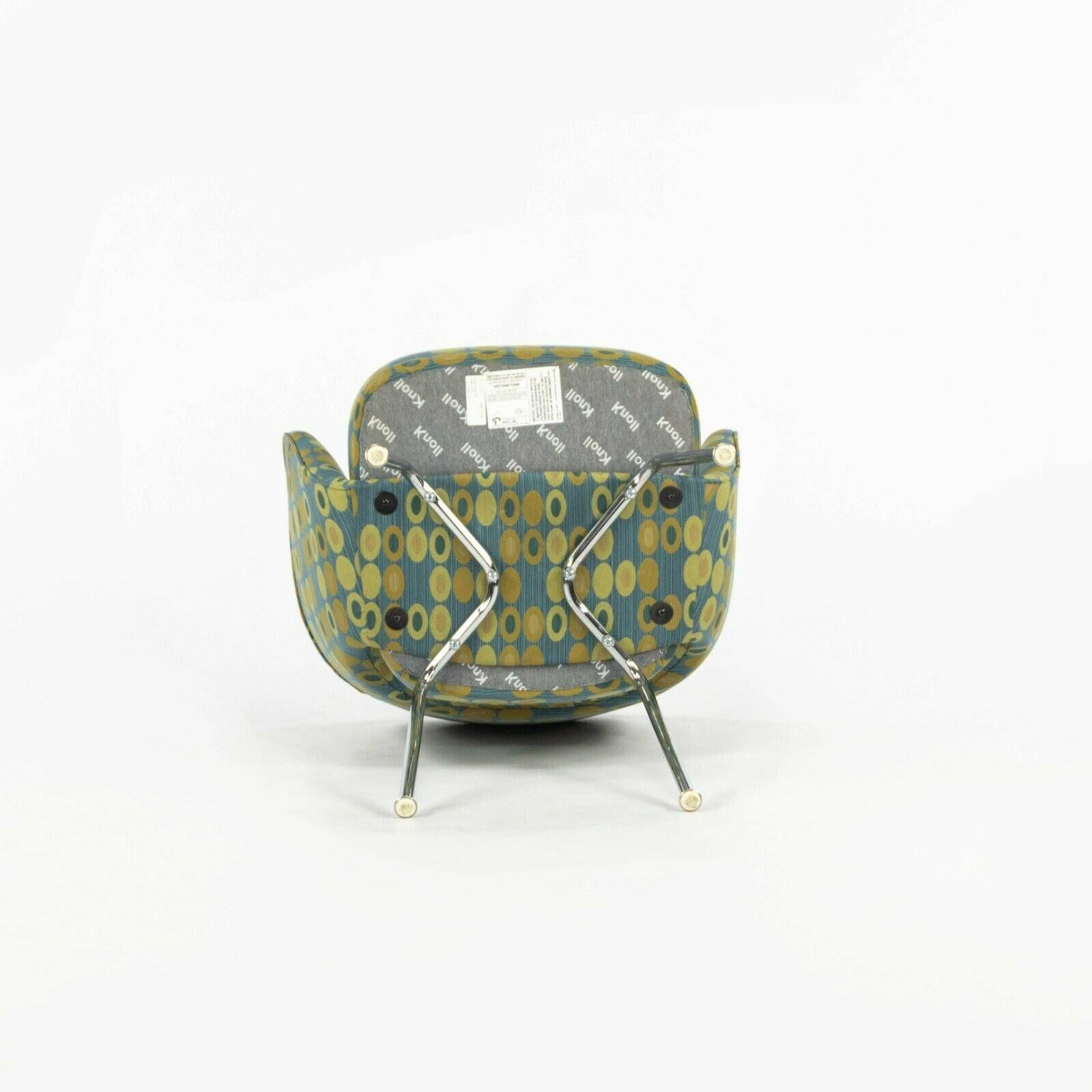 2008 Eero Saarinen for Knoll Executive Dining Arm Chair Abacus Fabric For Sale 2