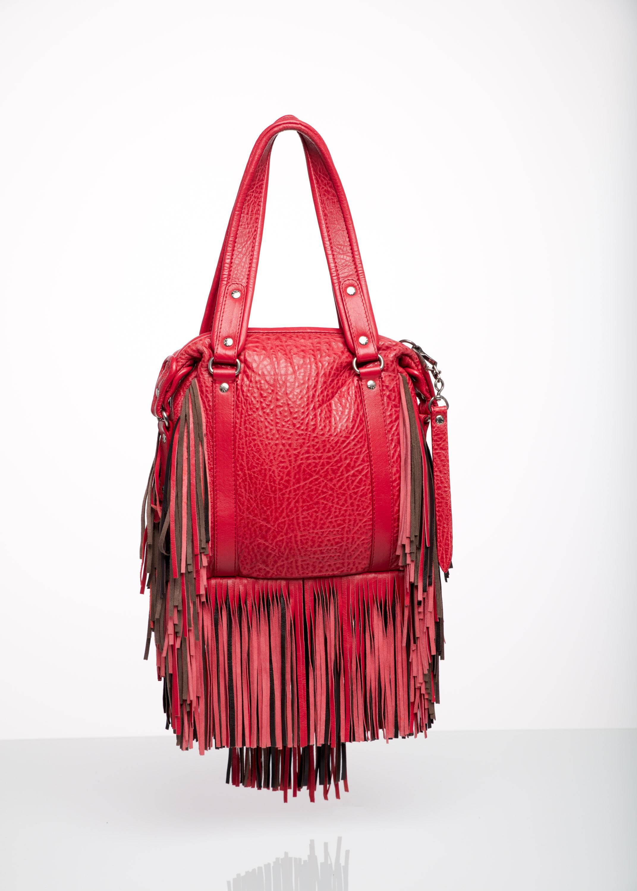 2008 Etro Runway Campaign Red Leather Fringe Shoulder Bag In Good Condition In Boca Raton, FL