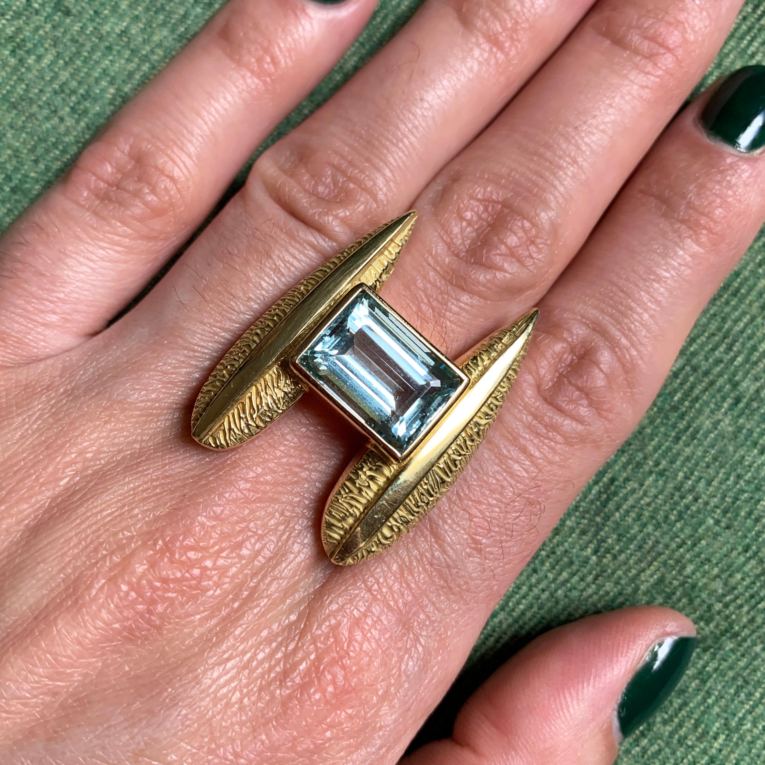 A one-of-a-kind aquamarine and 18 karat gold ring, by Giorgio Facchini, 2008. 

The ring is size 6.75. Signed Giorgio Facchini with Italian hallmarks.