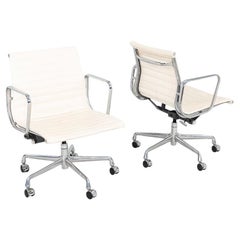 2008 Herman Miller Eames Aluminum Management Desk Chair in Cream Leather