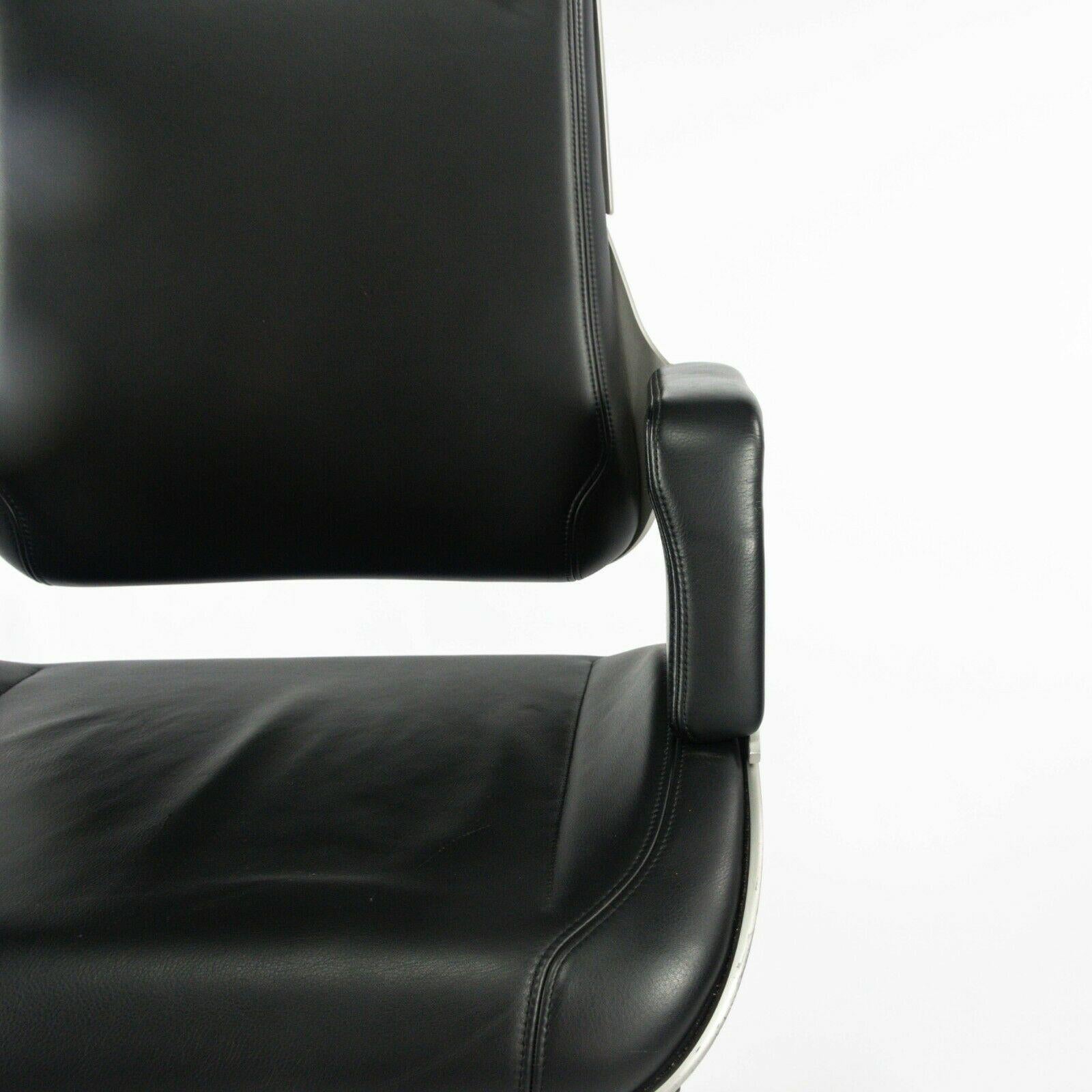 Aluminum 2008 Interstuhl Silver 262S Office Desk Chair in Black Leather by Hadi Teherani For Sale
